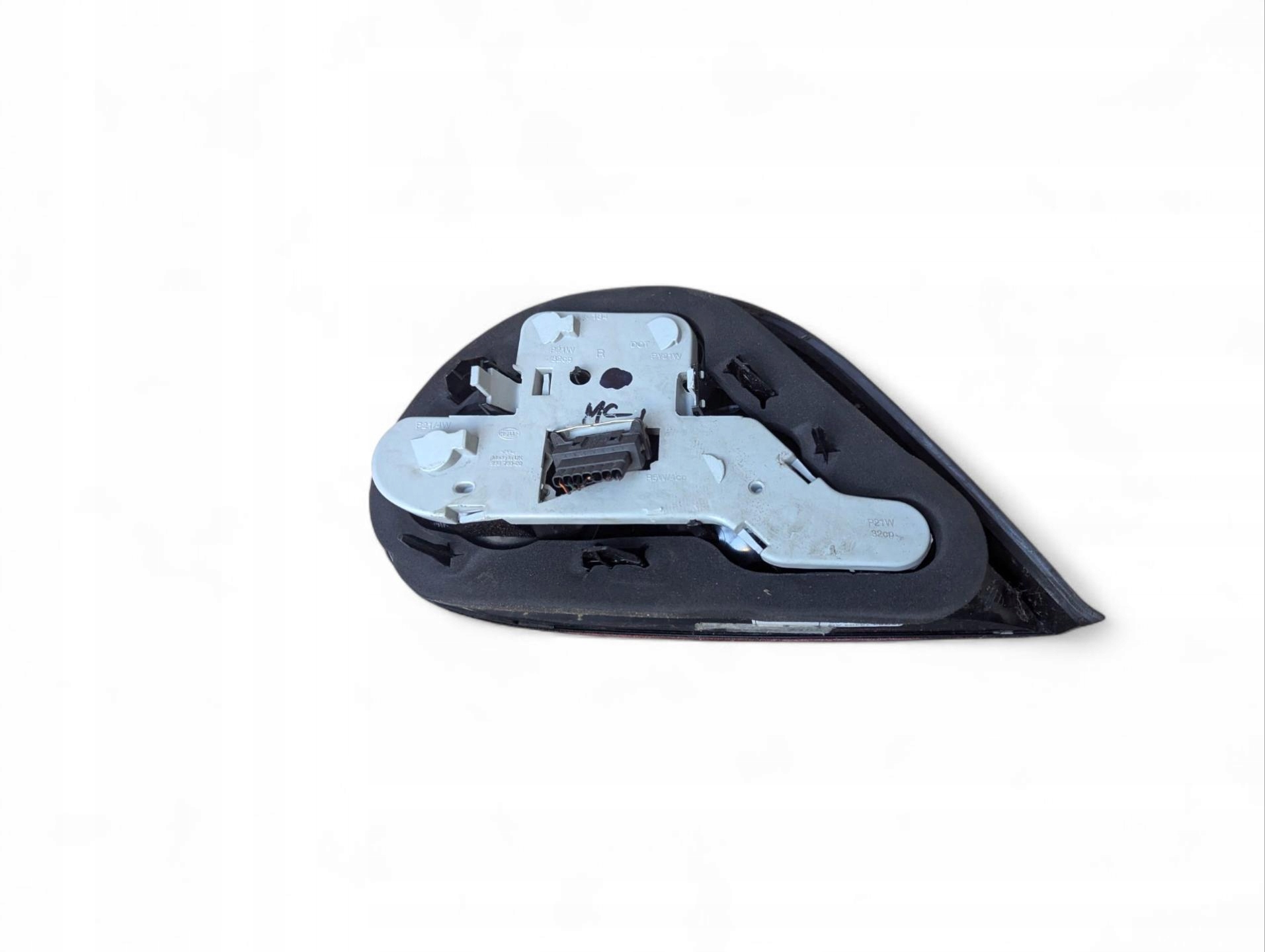 light rear right side Jaguar S-Type X200 2002 XR83-13404-AG