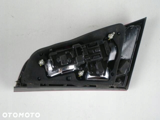 Audi A3 Sportback 12 8V4 light left rear left rear part