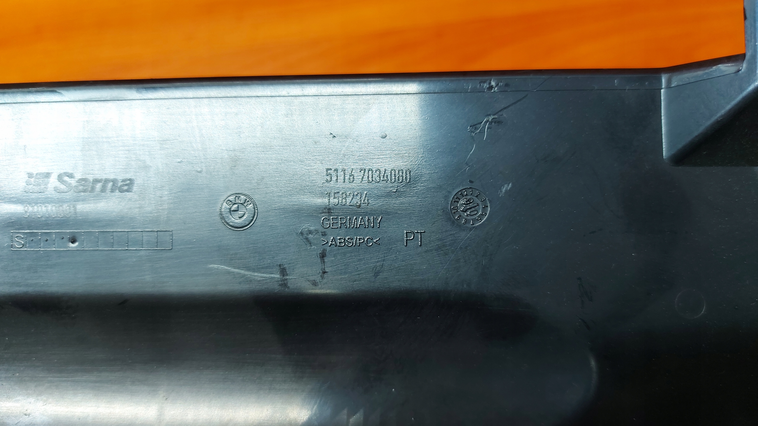 бардачок пассажира BMW 5 E60 E61 04-