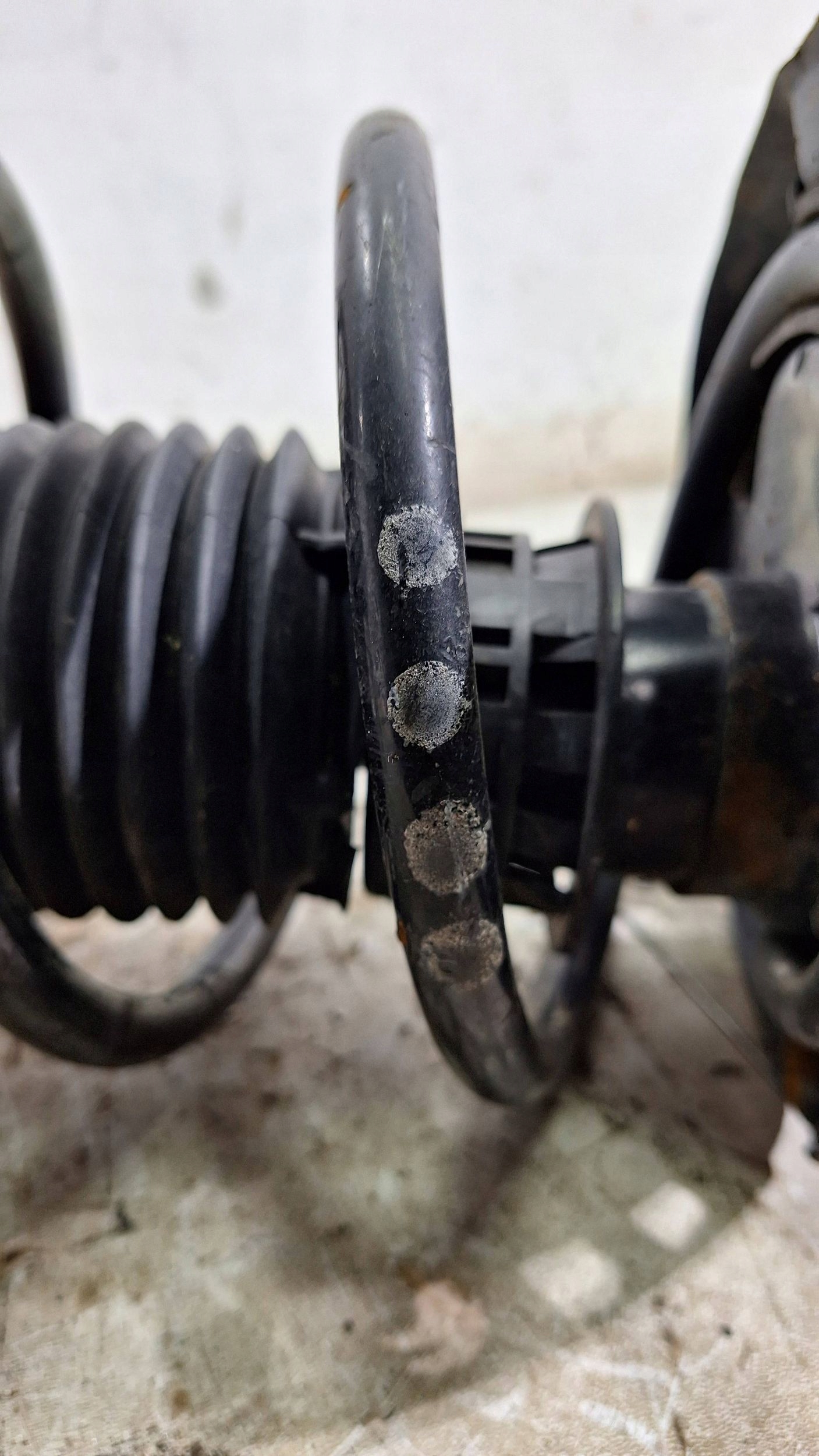 shock absorber right front A2463209013 MERCEDES W176 W246