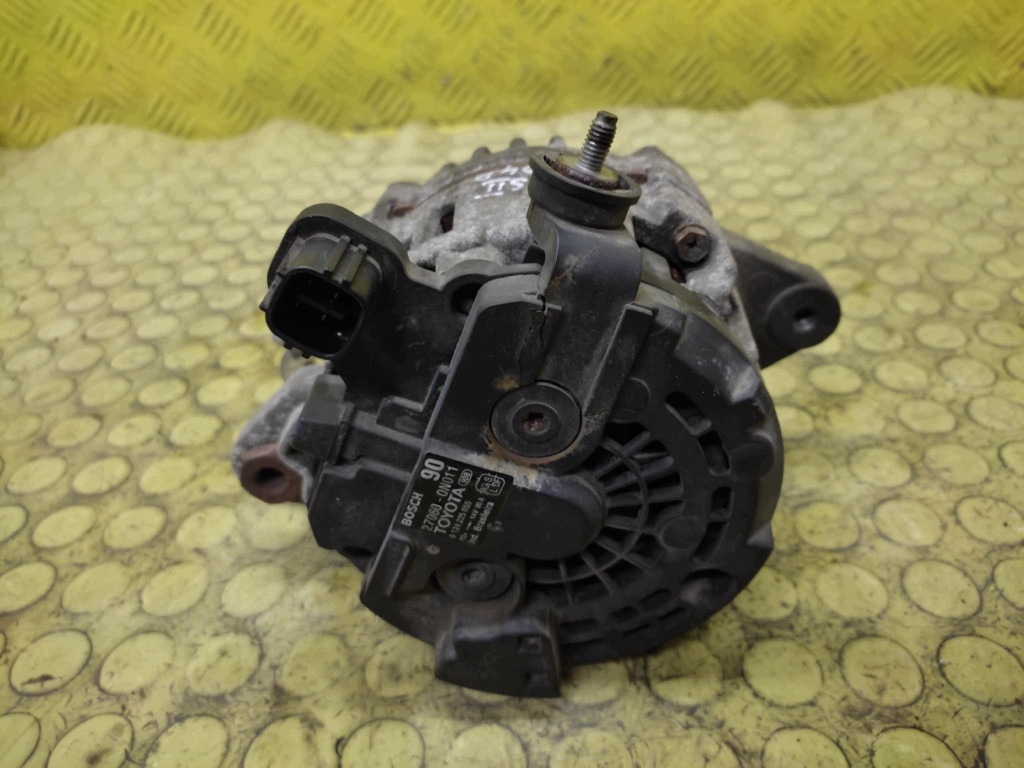 TOYOTA YARIS II 1.4 D4D ALTERNATOR 270600N011
