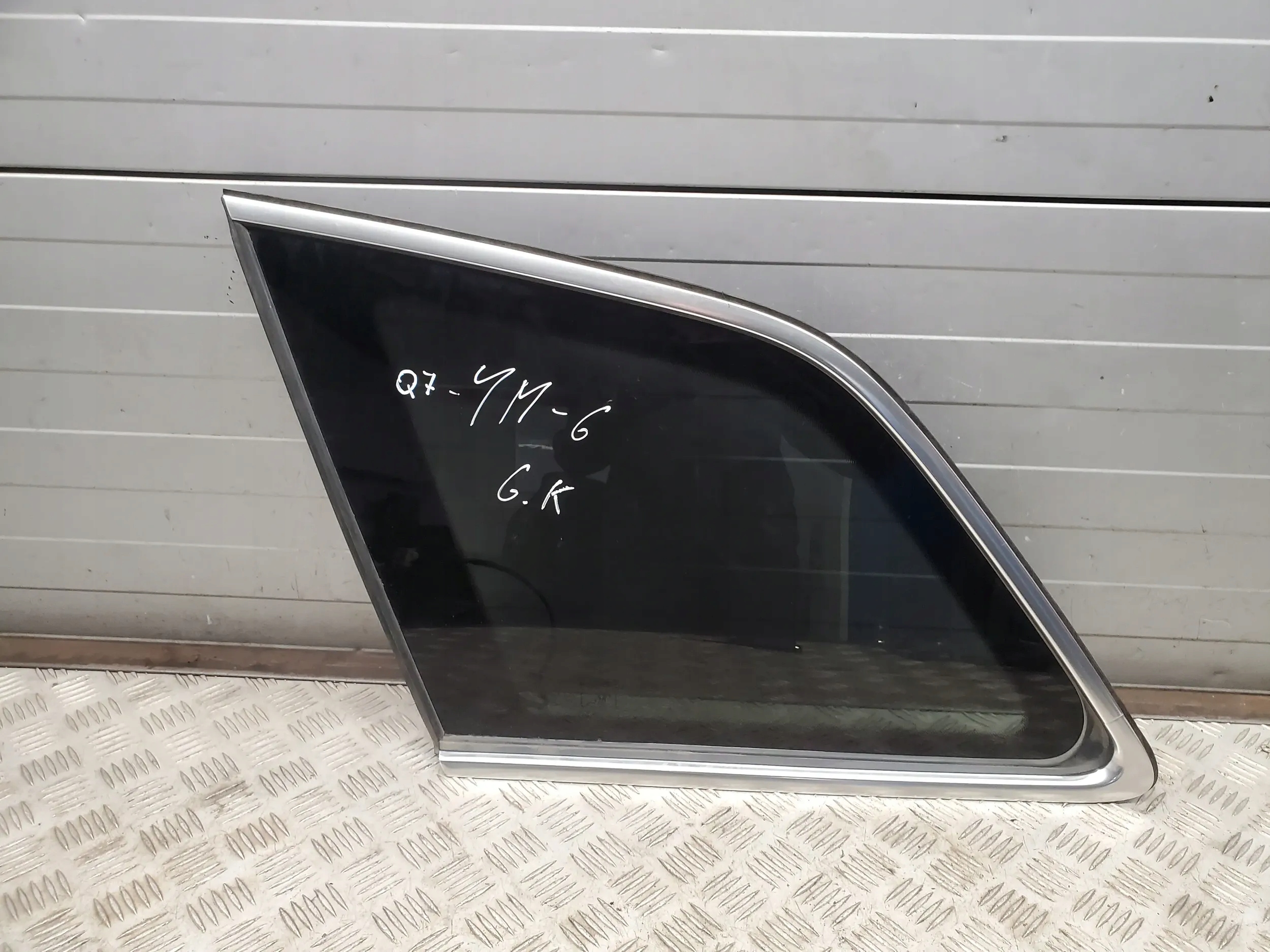 Audi Q7 4Mm0845297b Зад. сторона ліва Кузова