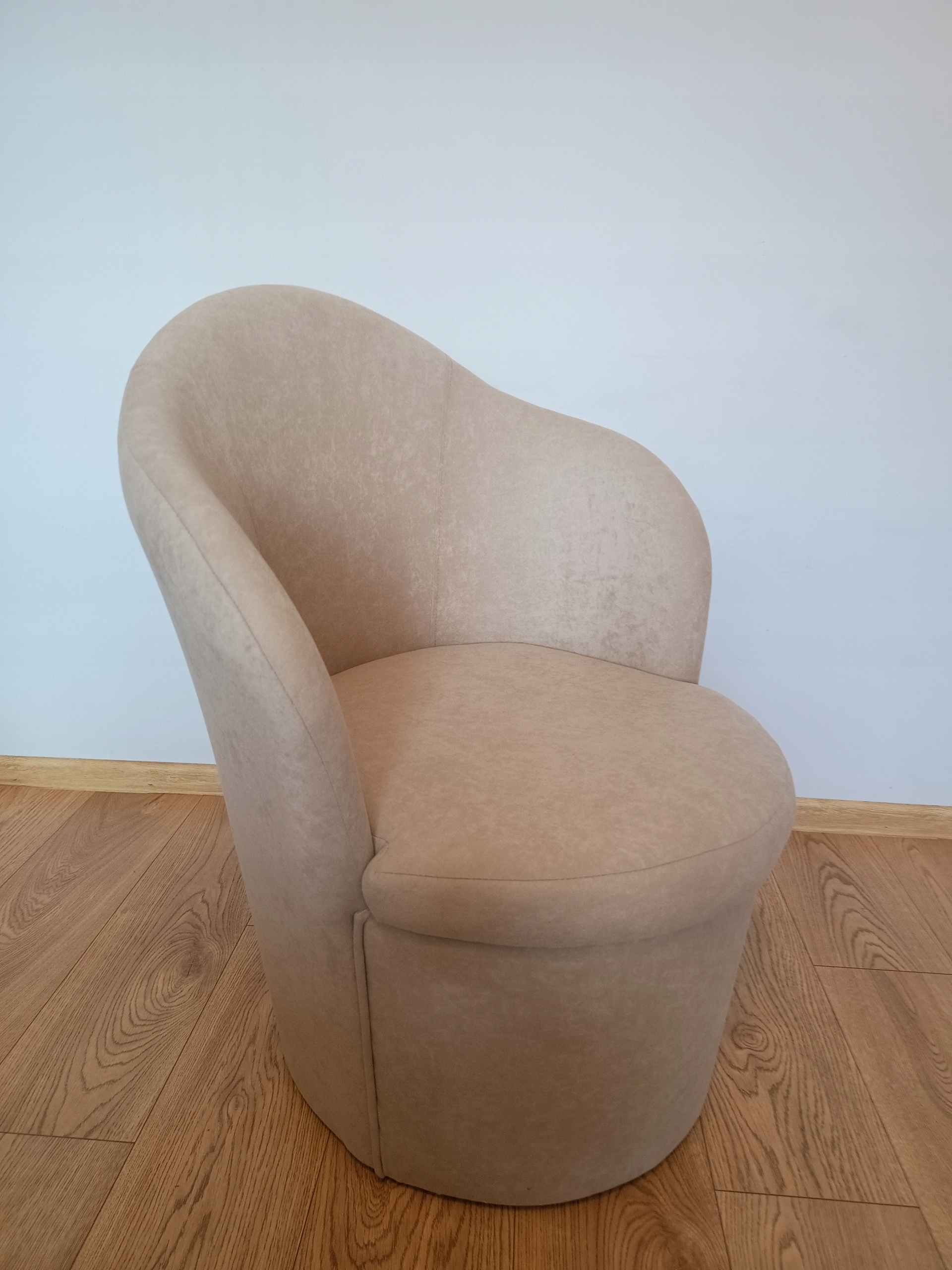 Fotel z oparciem Tulipan Kod producenta 00