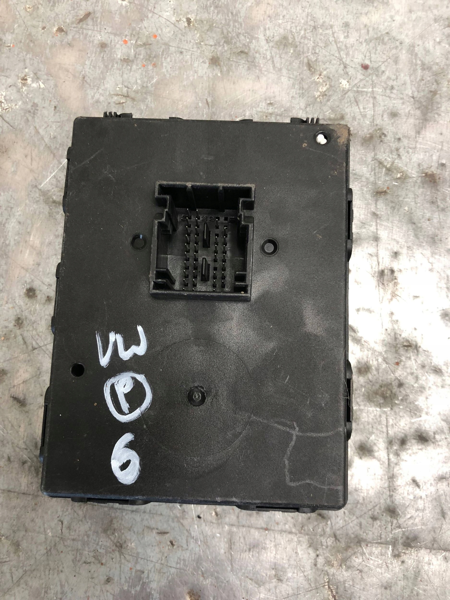 module control unit KESSY KEYLESS VW SKODA AUDI 3Q0959435N