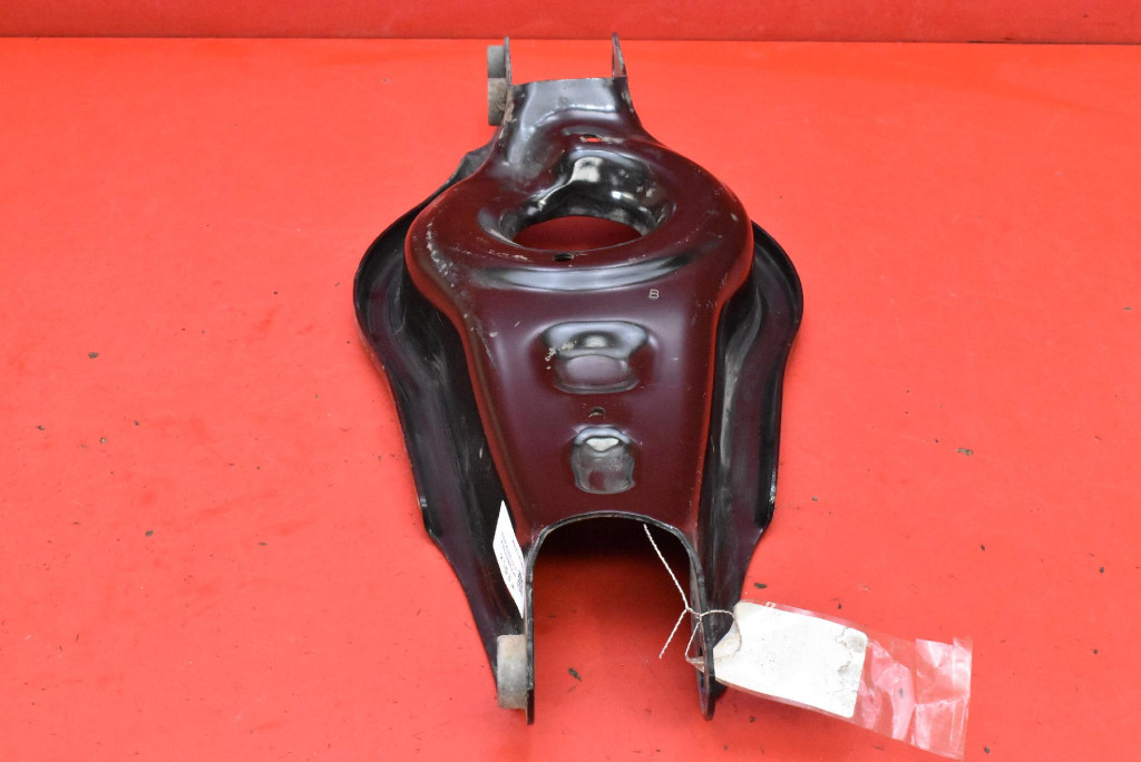 Querlenker links heck unterer 1288451-00-A TESLA MODEL Y 78.4 kWh 514 KM 20