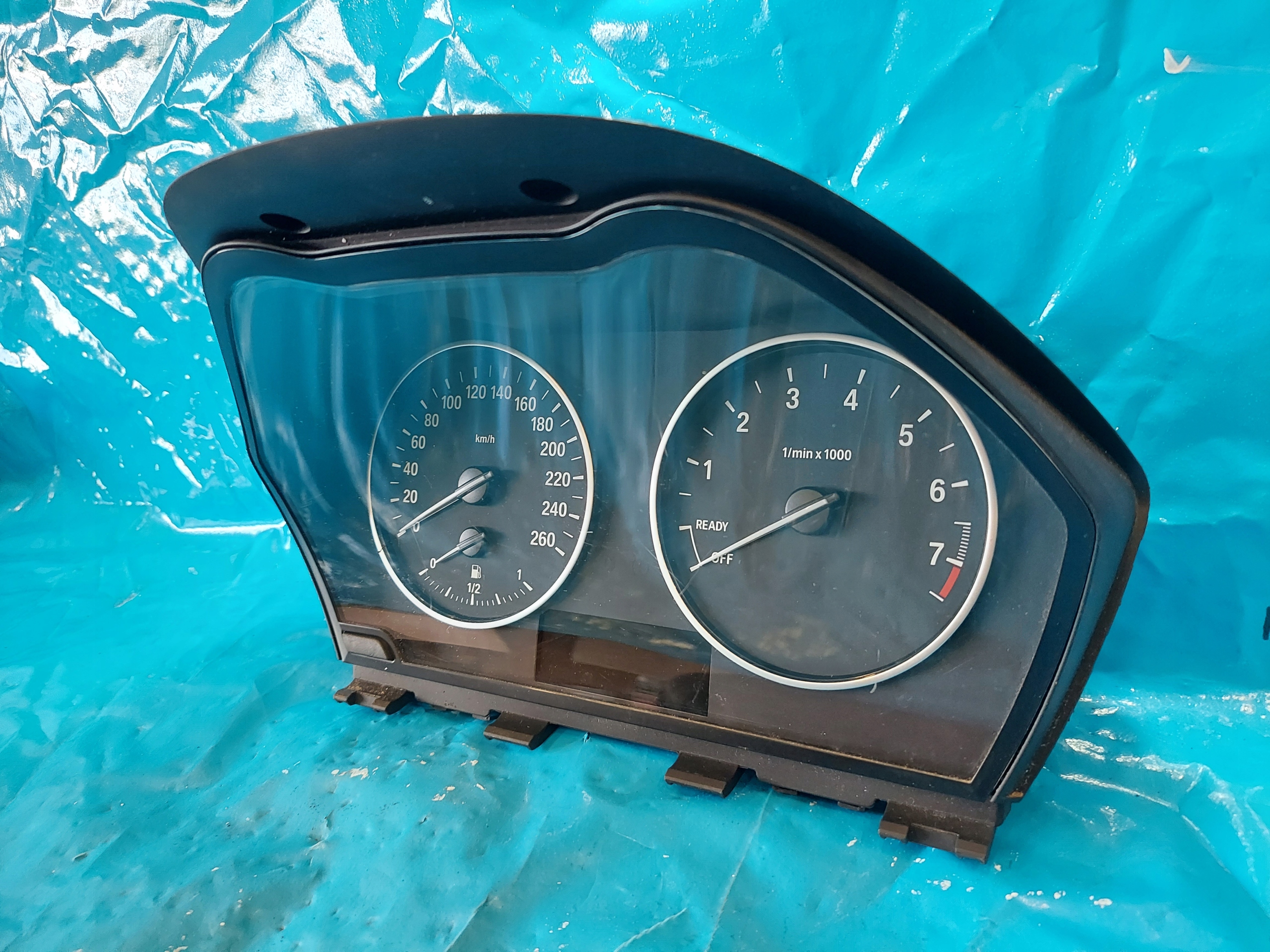 dials clock BMW 1 2013 R 1.6 B F20 17649411