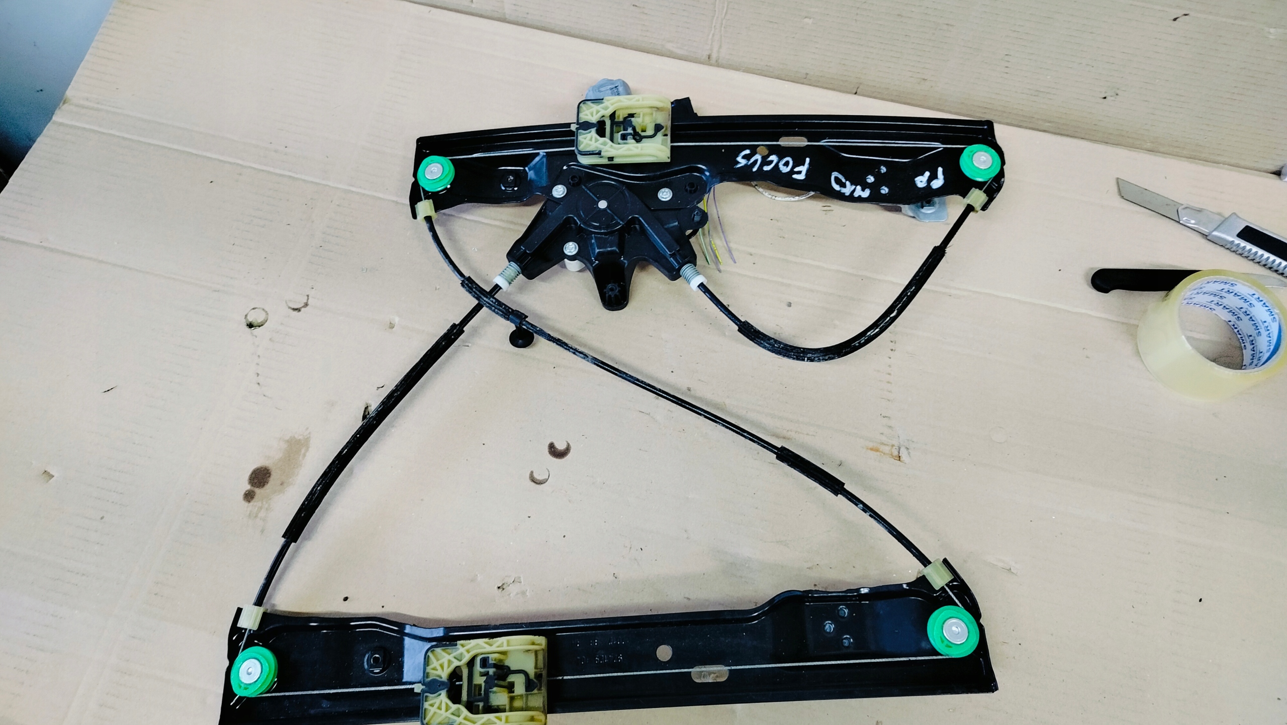 window regulator right front FORD FOCUS MK3 III BM51-A23200-BF Hatchback