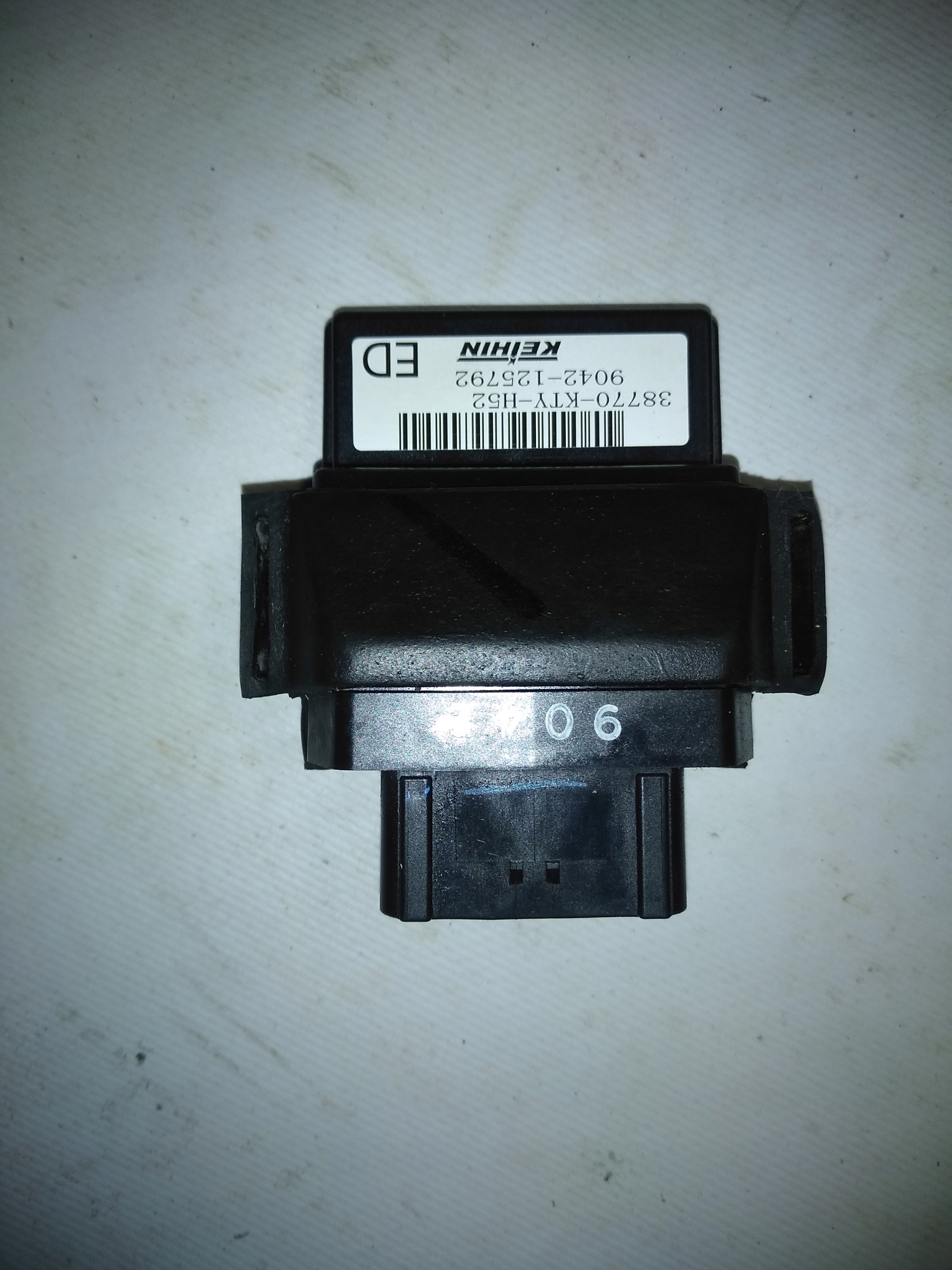 Honda Cbr 125 JC50 16r zapaľovací modul počítač originál stav