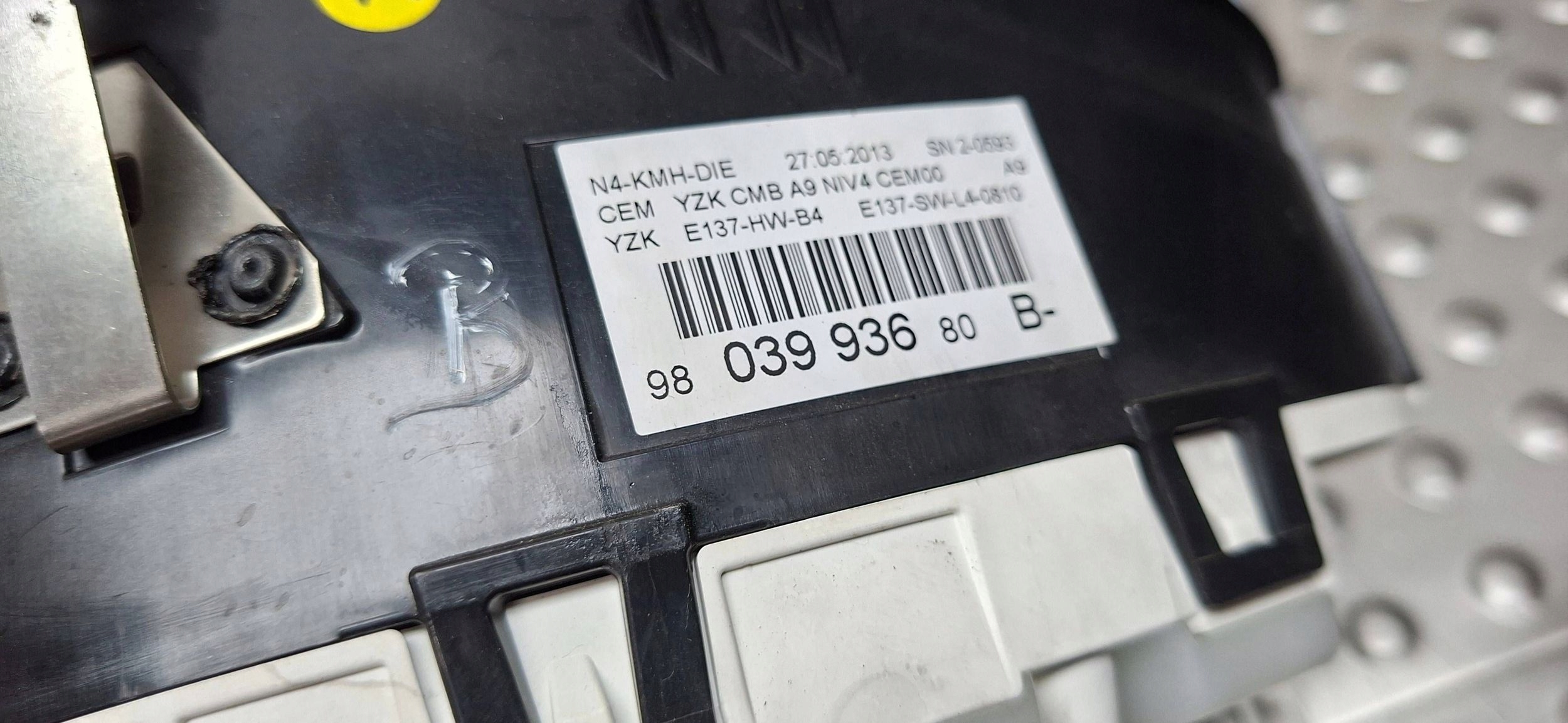 dials 9800654580 PEUGEOT 208 1.6 EHDI 2012