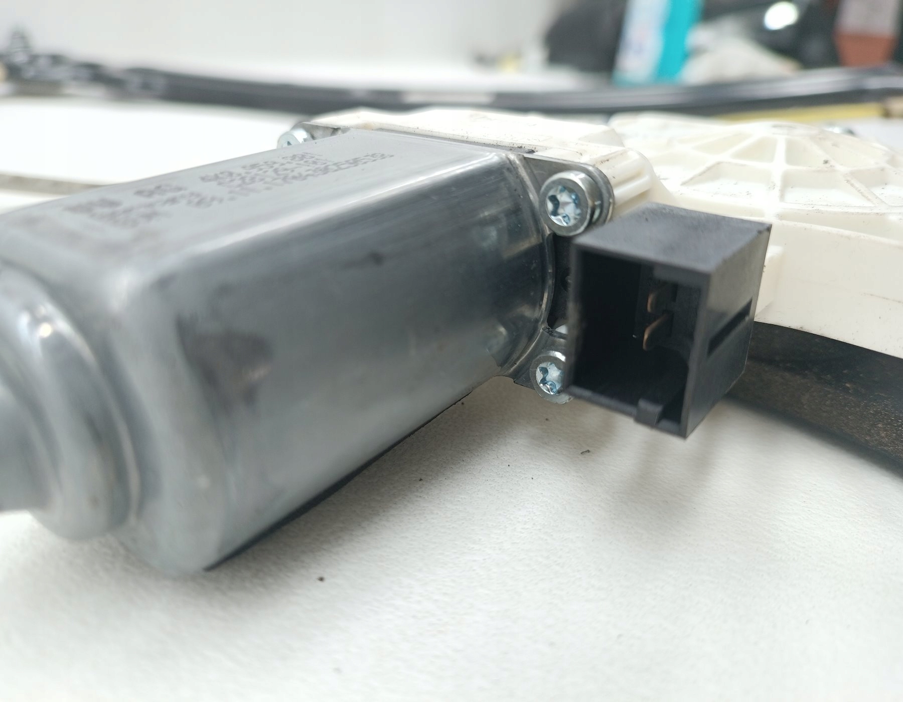 MECHANIZM SZYBY PRAWY PRZÓD PRZEDNI AUDI A7 C8 4K 4K8837462 Numer katalogowy części 4K8837462 4K0959801