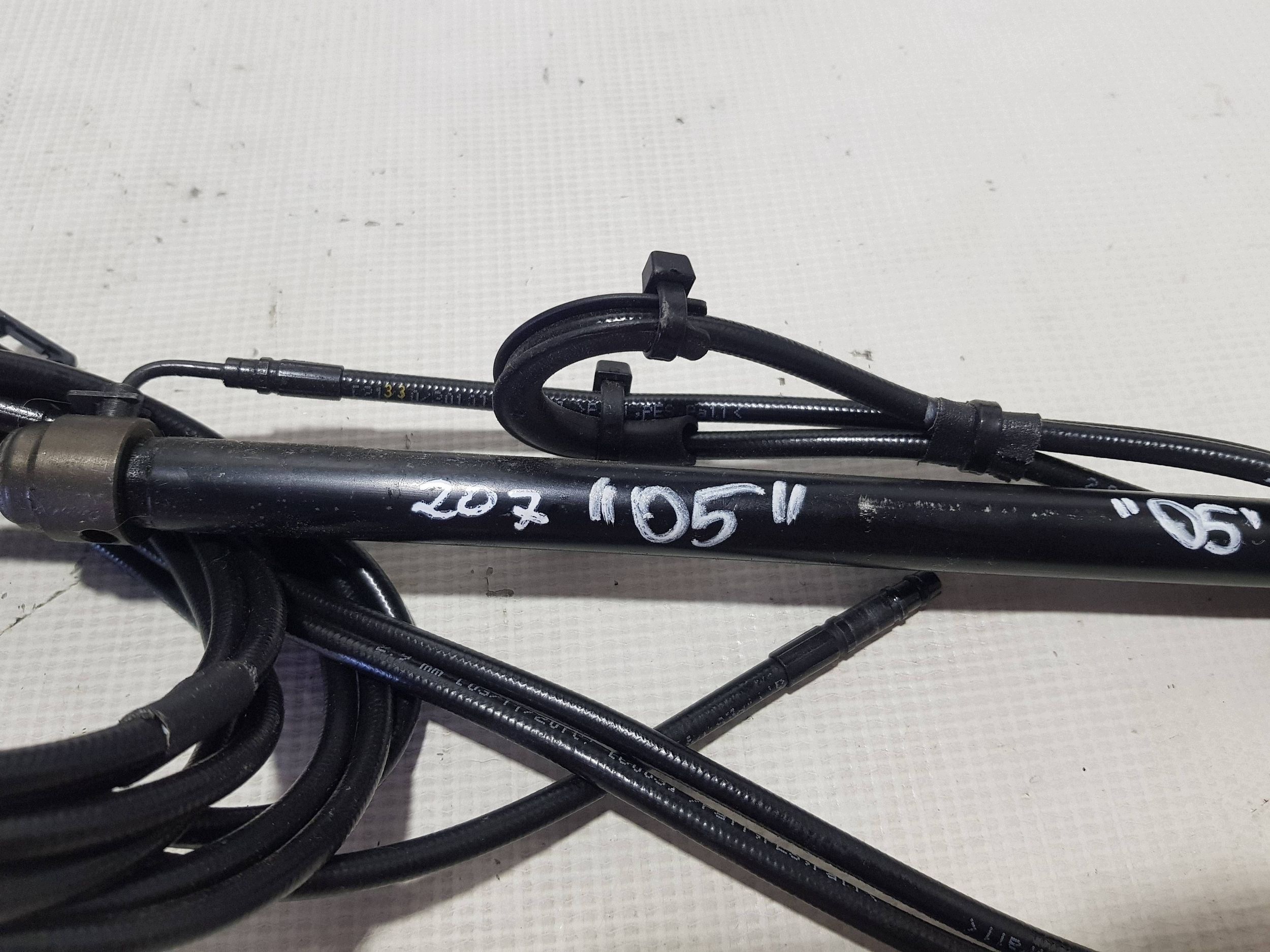 Dämpfer dach MERCEDES W207 A207 C207 A2078207610 33 34