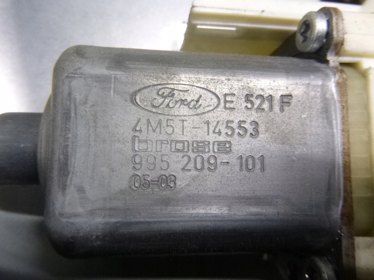 MÉCANISME VITRE AVANT DROITE FORD FOCUS II KOMBI