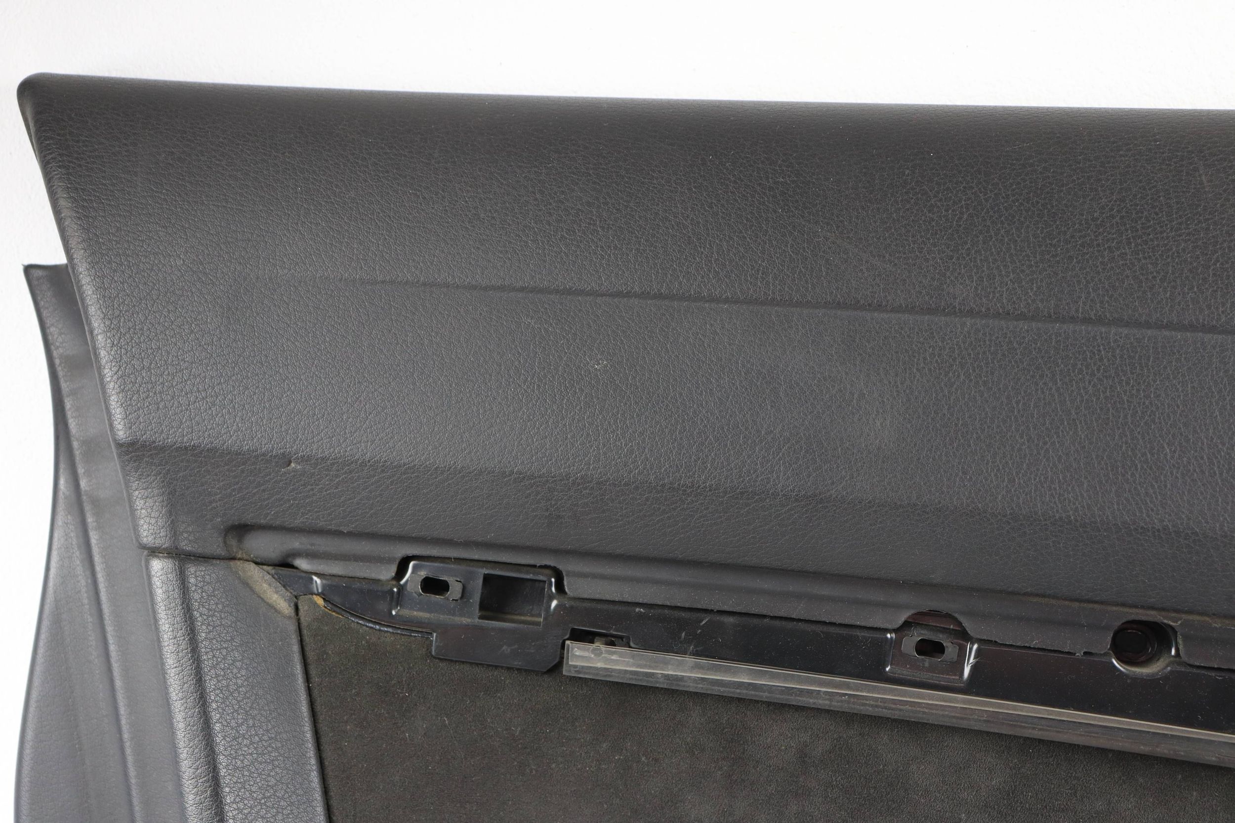 AUDI A6 C6 side upholstery door left front front 4F1867105A EUROPA