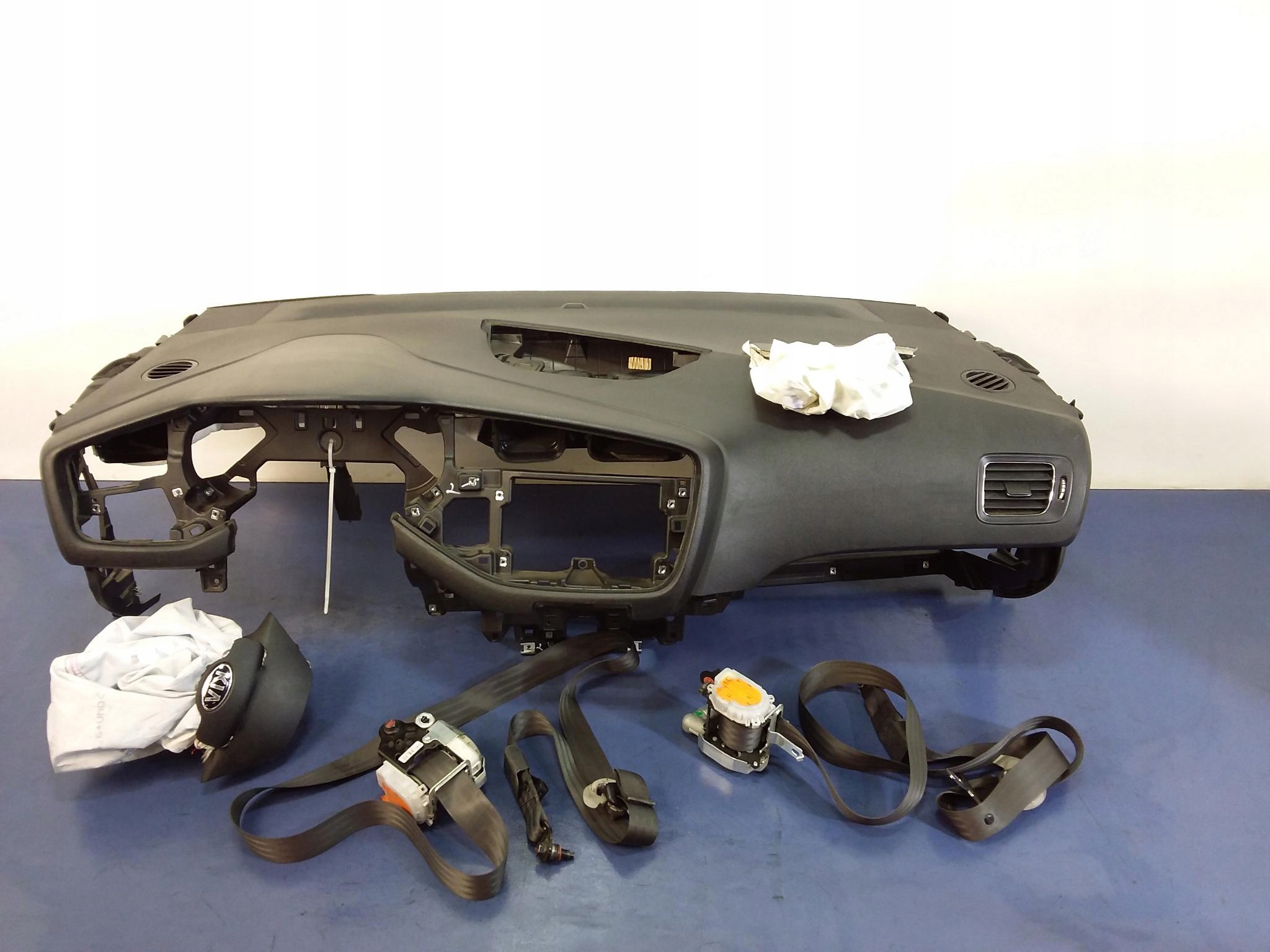 KIA CEED II ПРИБОРНОЙ ПАНЕЛИ РЕМНИ ПОДУШКИ