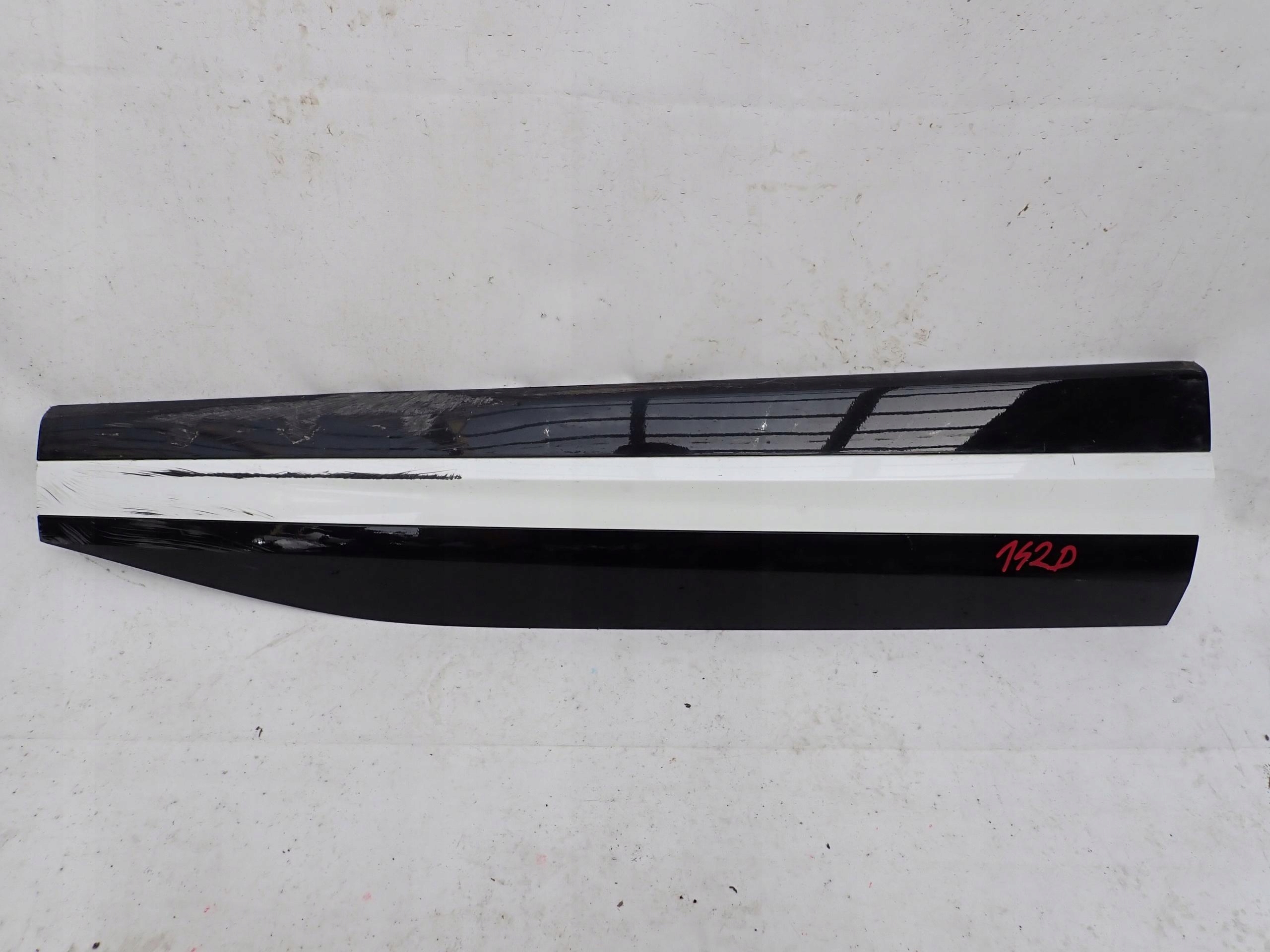 KIA SPORTAGE V 5 21-> moulding cap door right front