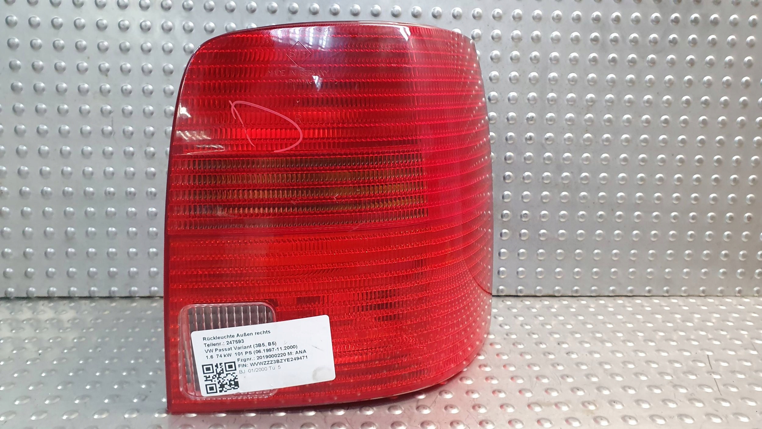light rear part right VW PASSAT B5 KOMBI 3B9945112F 96
