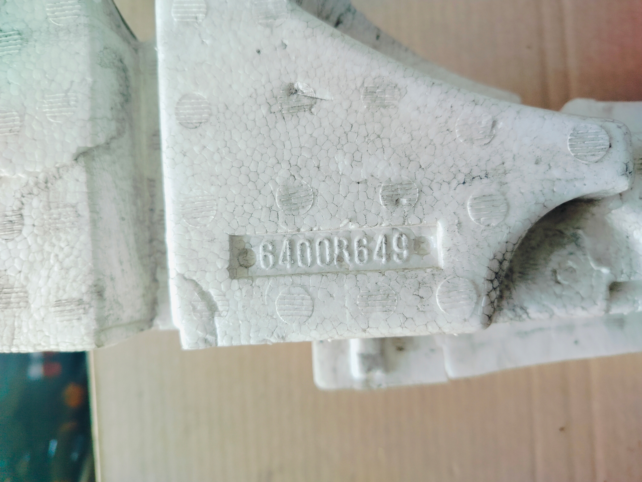 PEUGEOT 4007 PIANKA ABSORBER nárazníku předek