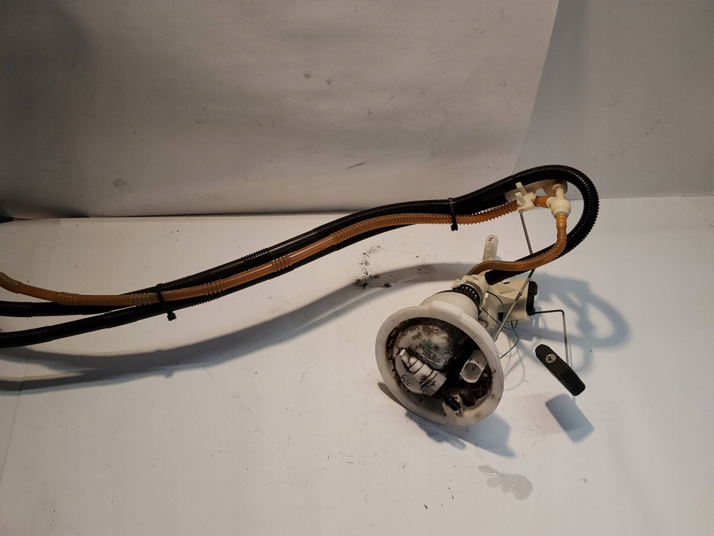 snimač razine goriva plywak BMW 3 E90 E91 07240802