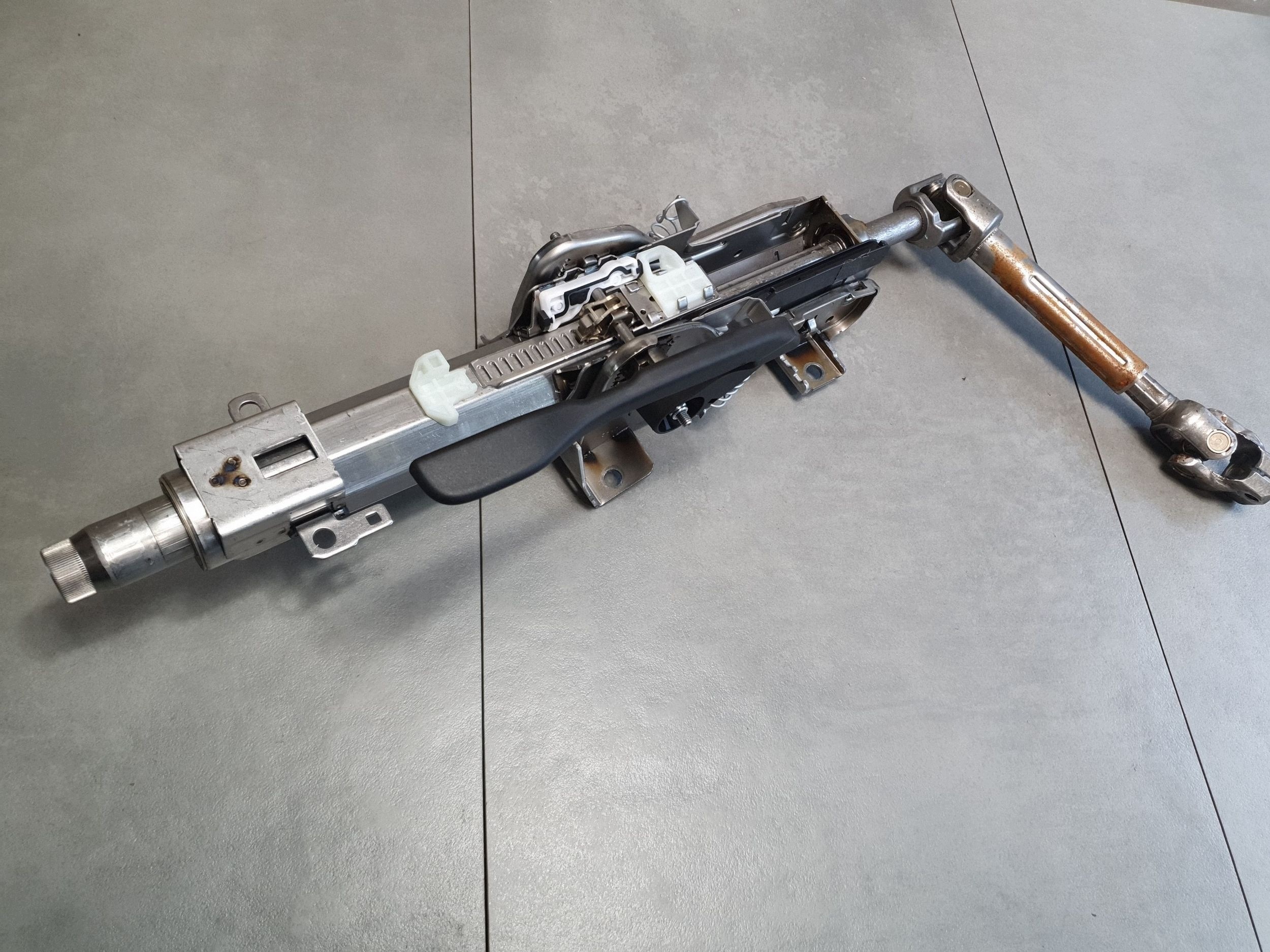 Audi A3 8Y steering wheel rod 5WB419502F
