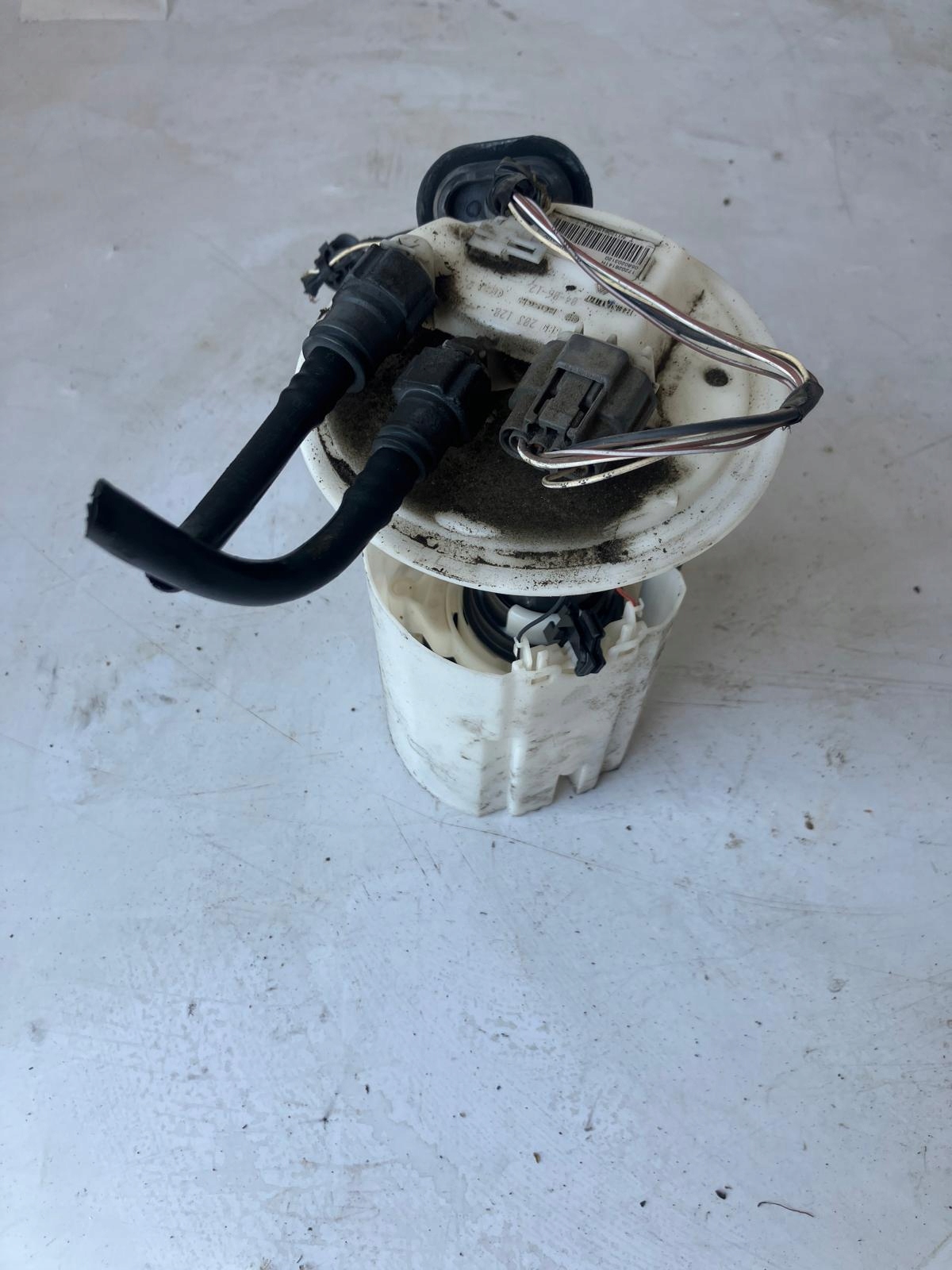 feed pump RENAULT SCENIC III 1.5 DCI 172026141R