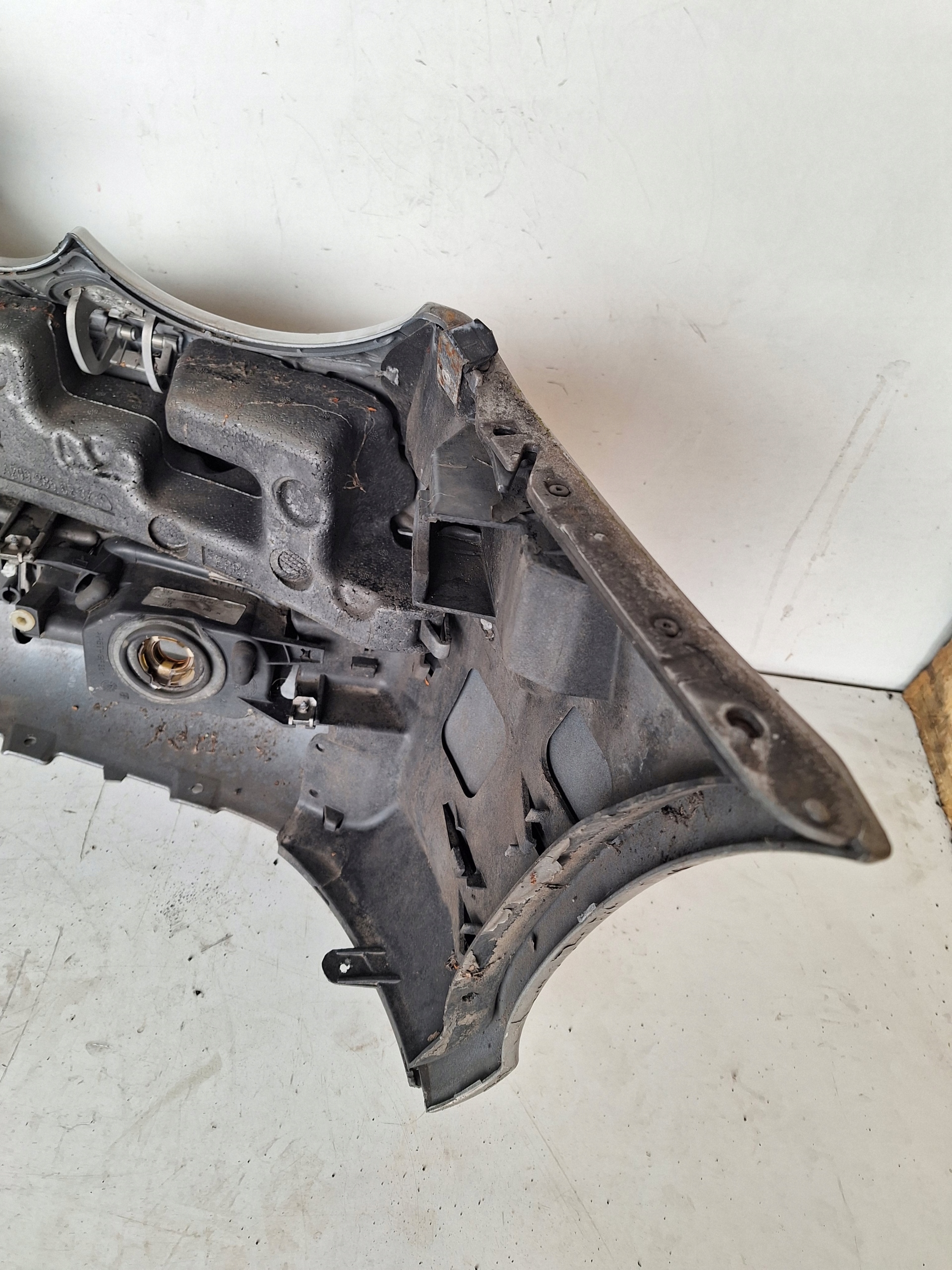 MERCEDES CLK W209 02-06 bumper XENON