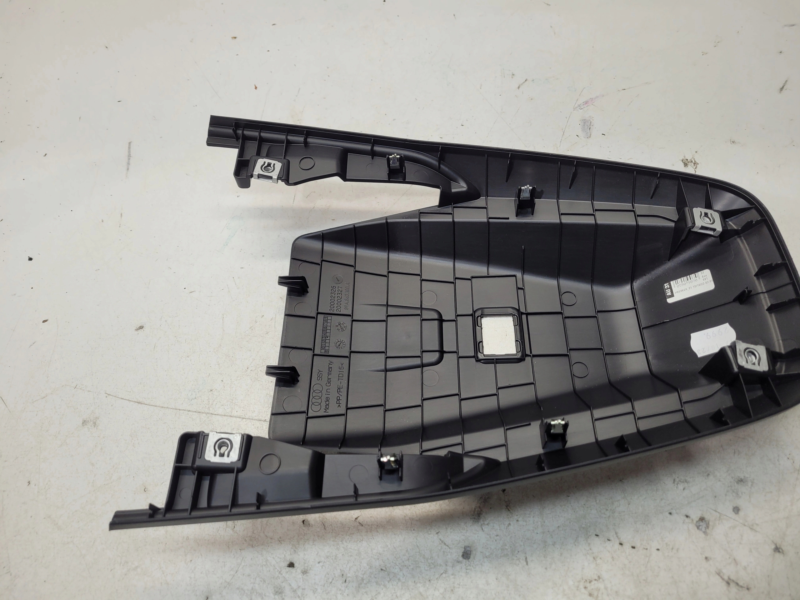 PANEL Couverture tablier moteur Console AUDI Q4 E-TRON 89A863100A