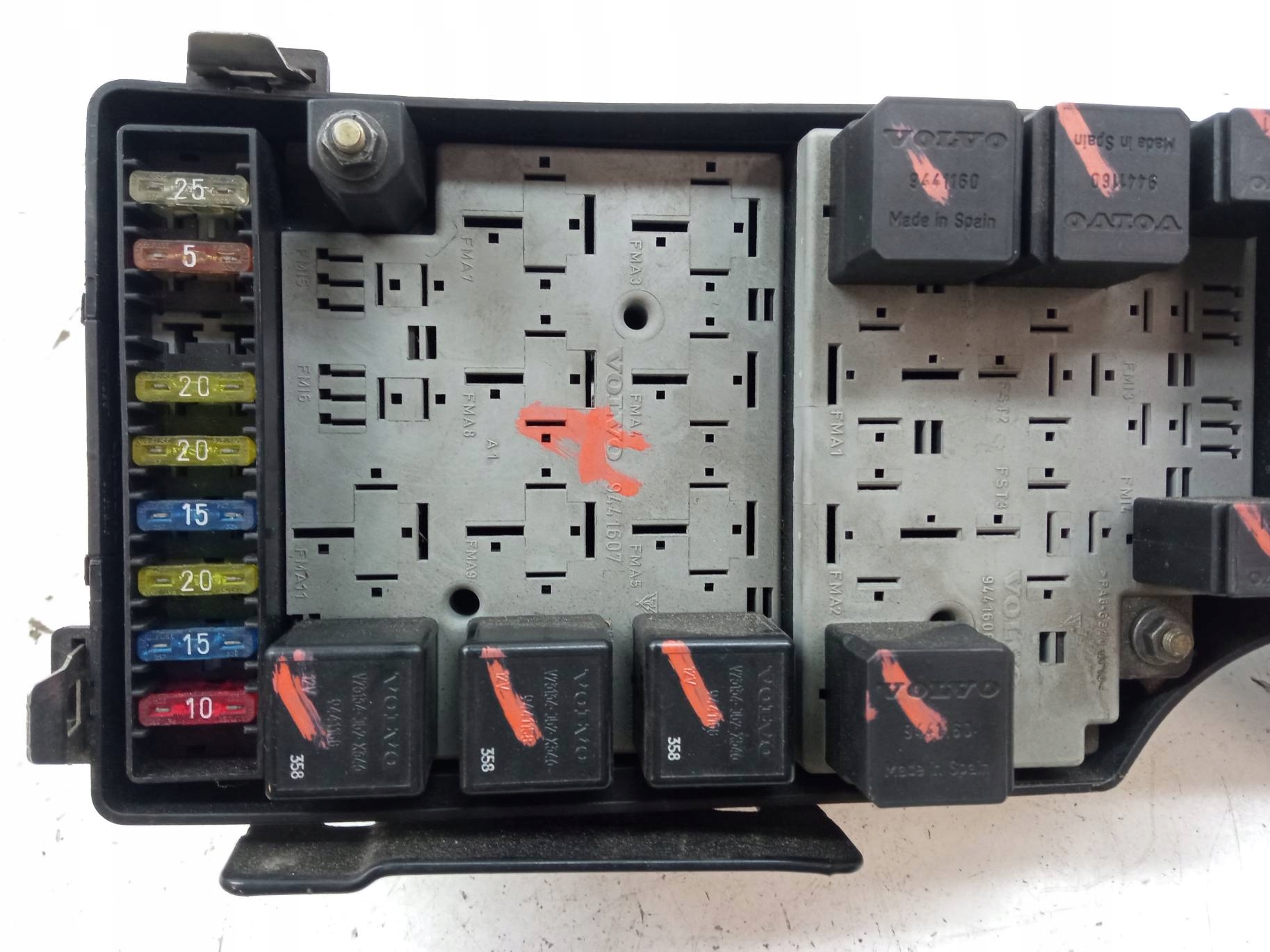 Module fusibles 9441606 3.0 B 204KM Volvo S80 et (1998-2006)