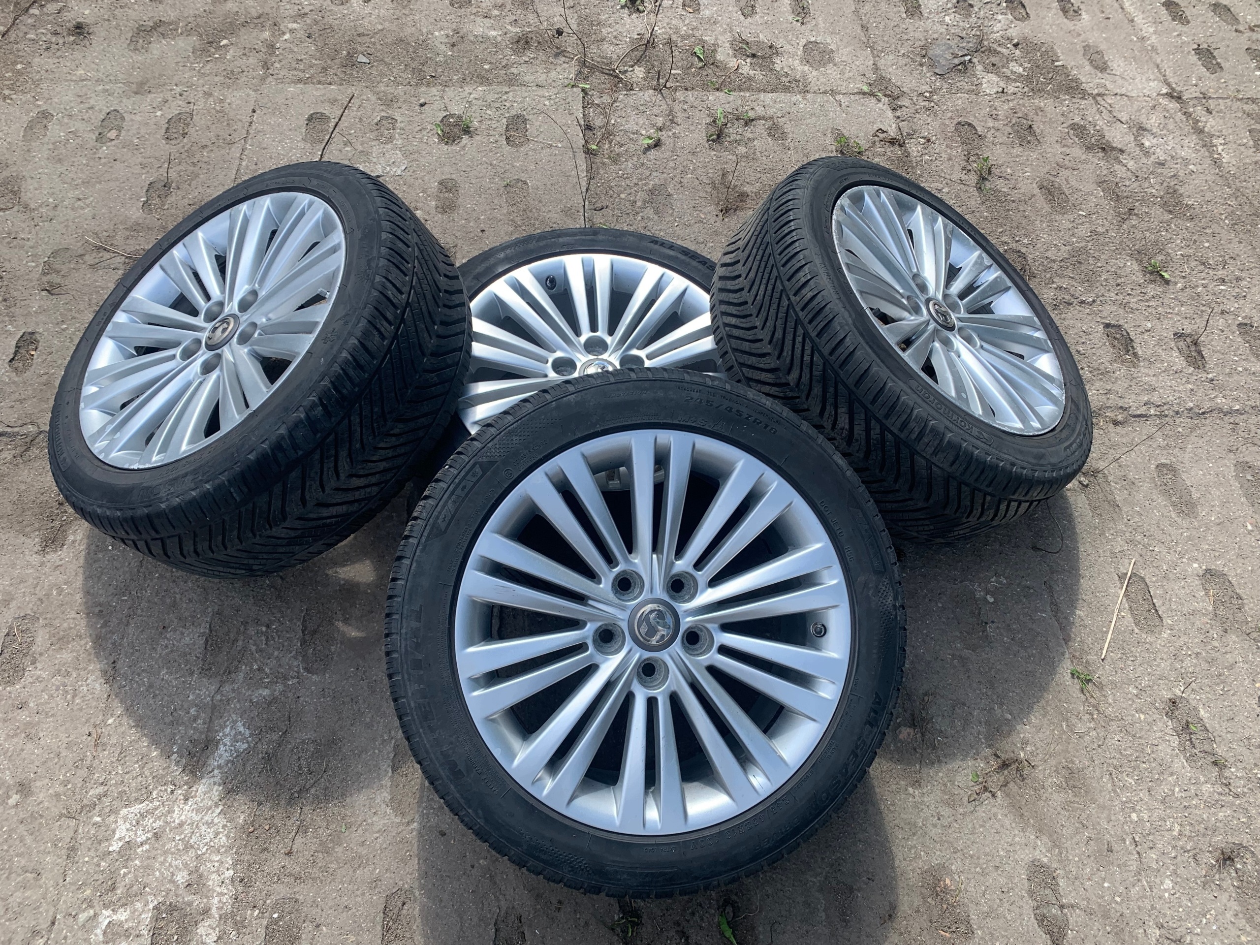 18 R18 disc wheels discs 5X120 OPEL BMW 8J 245/45R18