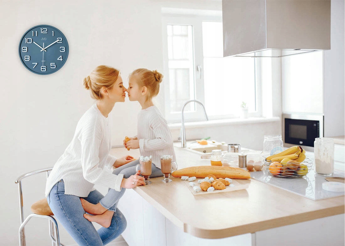 CZYTELNY CICHY ZEGAR ŚCIENNY JVD HX2472.4 31 cm Kształt okrągły