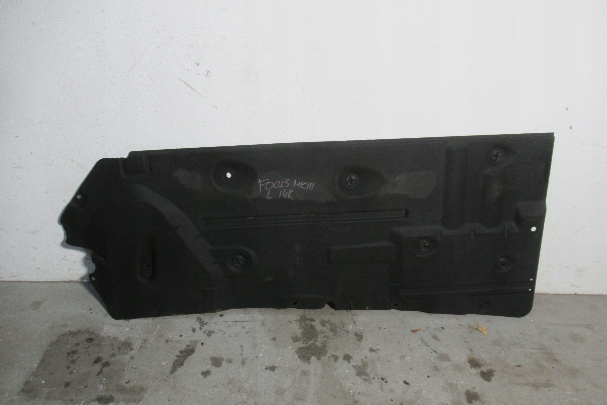 FORD FOCUS MK3 14 R cover chassis left