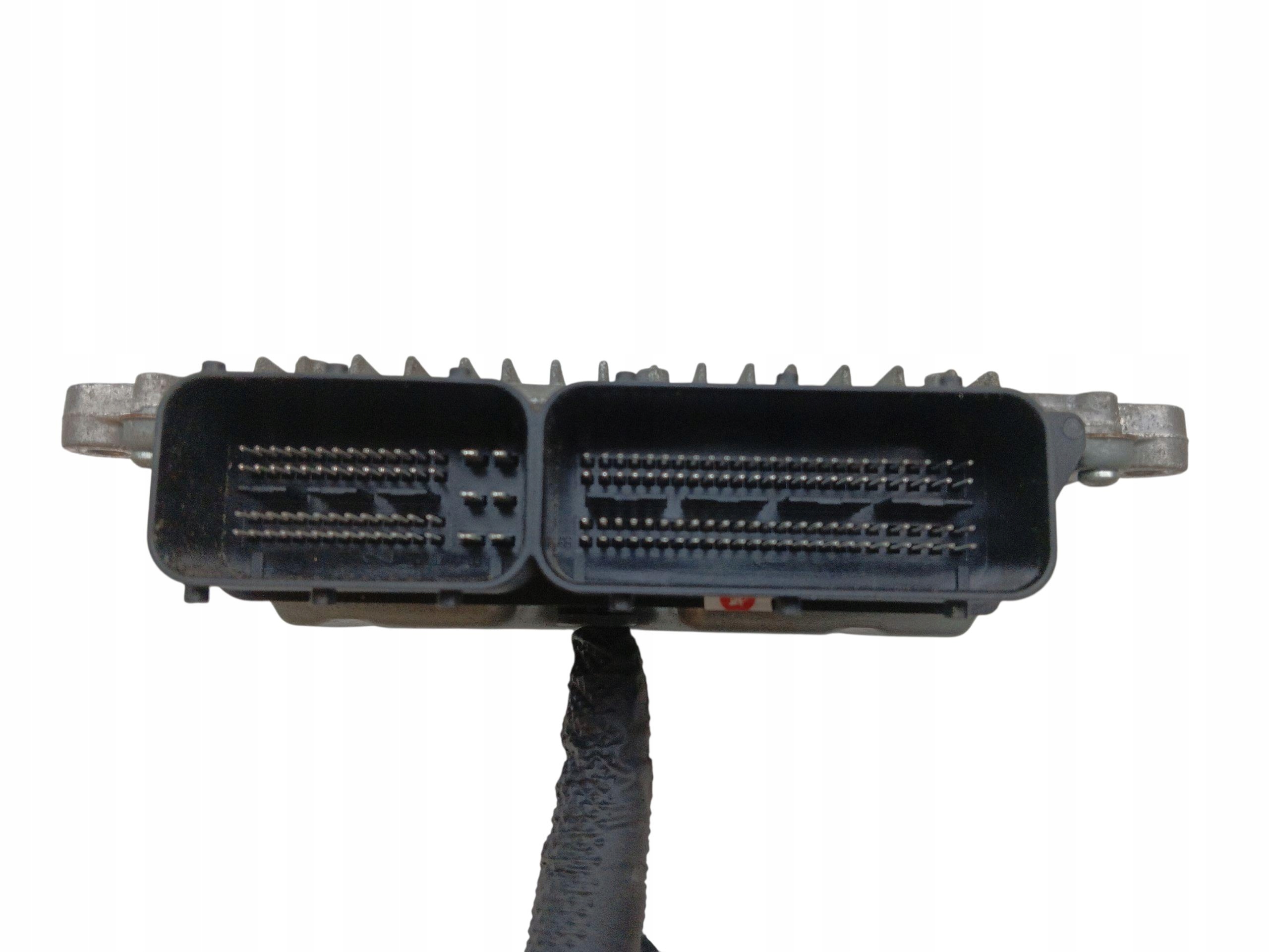 computer control unit of the engine MERCEDES A W169 2.0 CDI A6401503534 0281015121