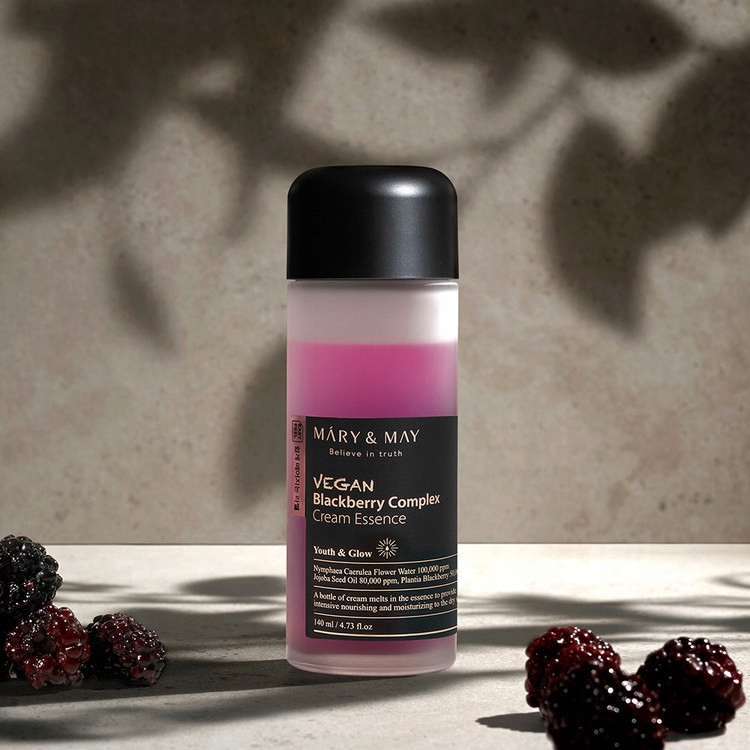 Mary&May Vegan Blackberry Complex Cream Essence, 140 ml - Rozjaśniająco-nawilżająca esencja do twarzy — 5