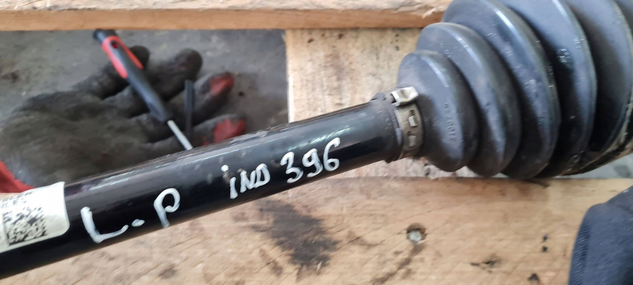 Jeep Grand Cherokee WL 2022 semi-axis semi-axis left left front 3.6 P68586207AA