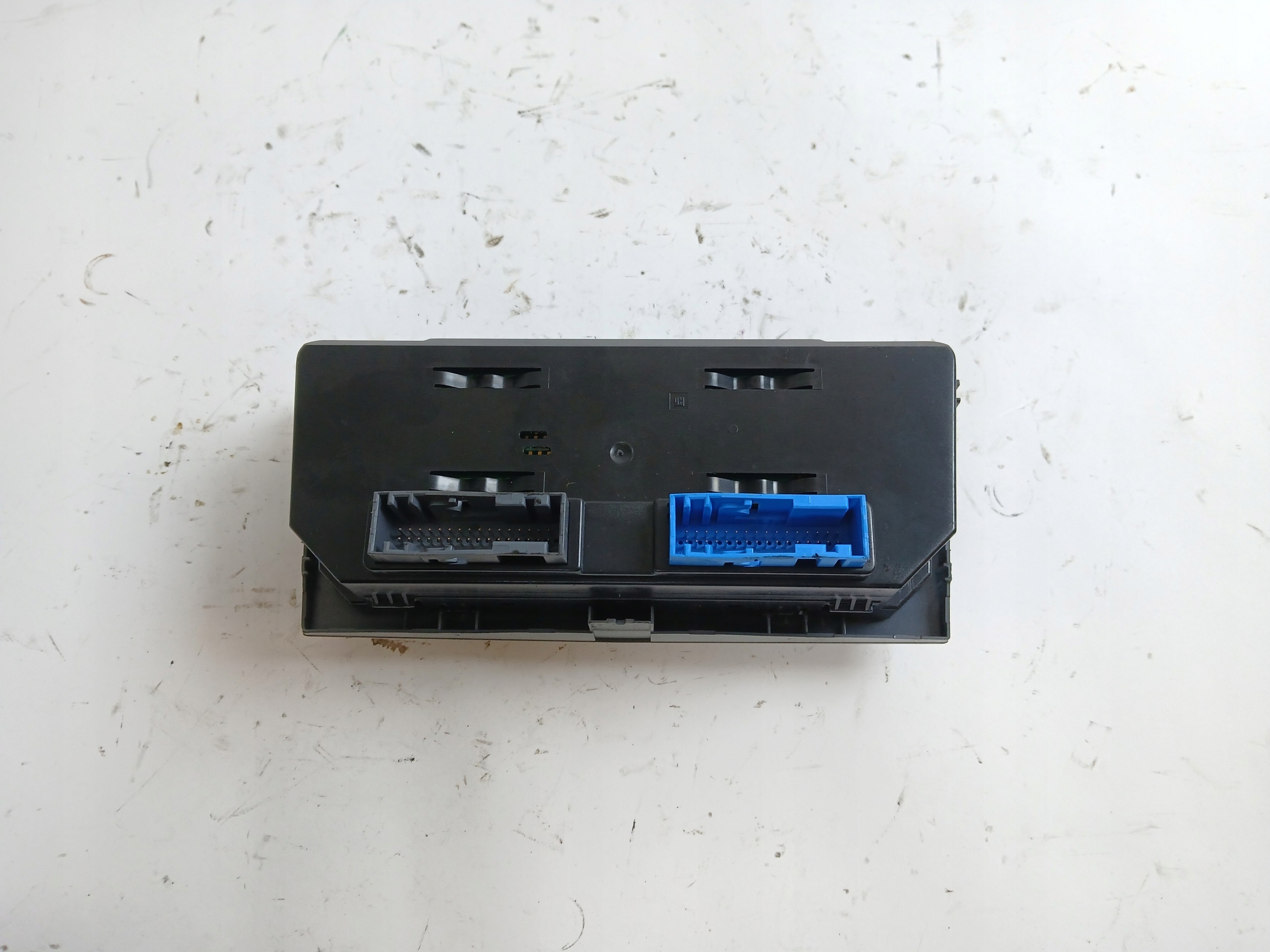 OPEL ASTRA H ZAFIRA B air conditioning control panel air conditioning devices 13274233