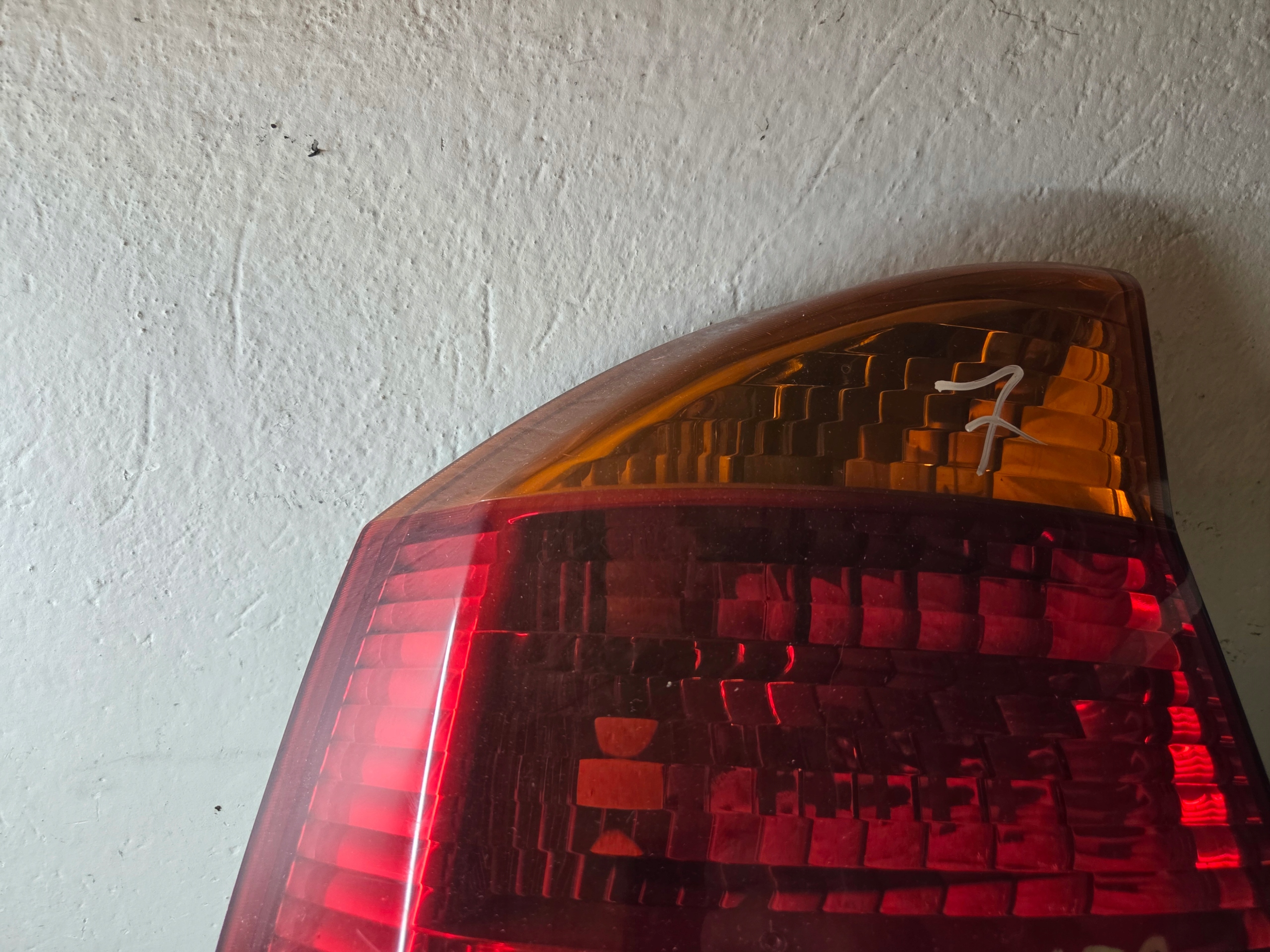 light left rear part left rear OPEL VECTRA C sedan 9185945