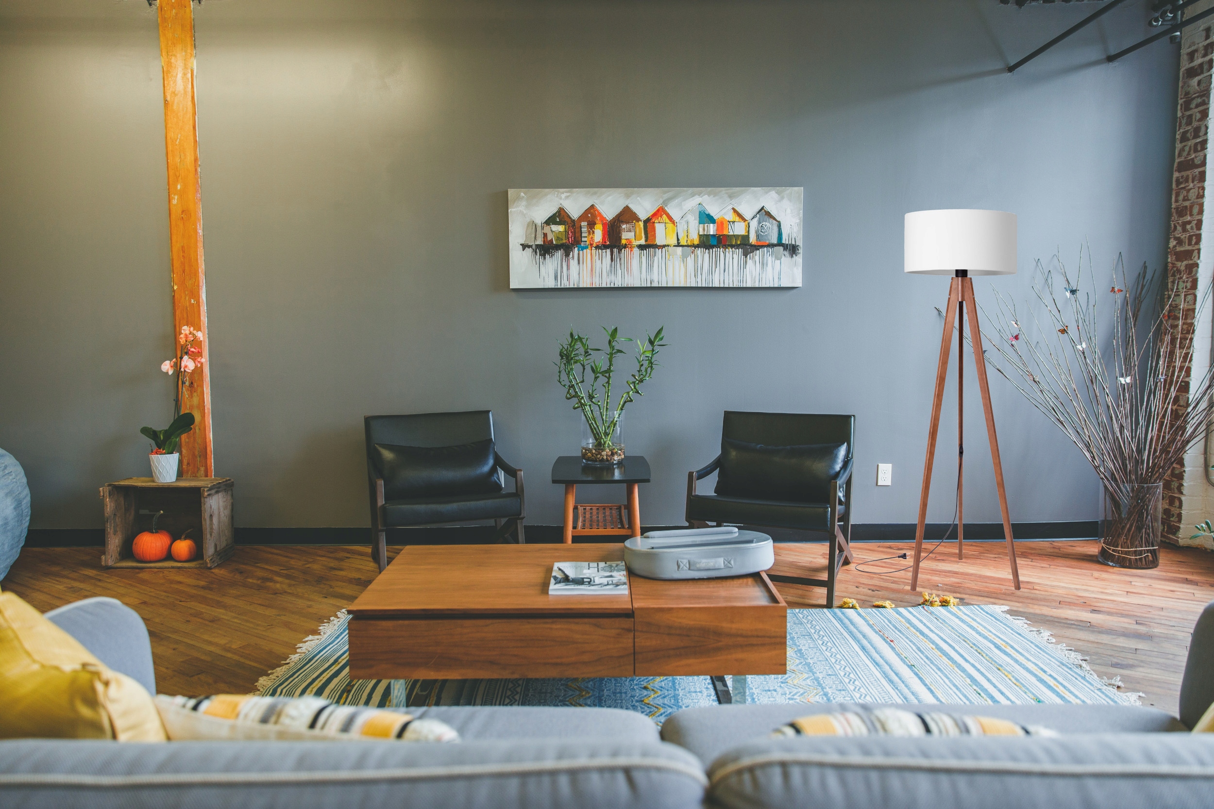 LAMPA STOJĄCA PODŁOGOWA TRÓJNÓG DREWNIANY ABAŻUR BIAŁY Kod producenta Lampa Tornado SDAD biały orzech