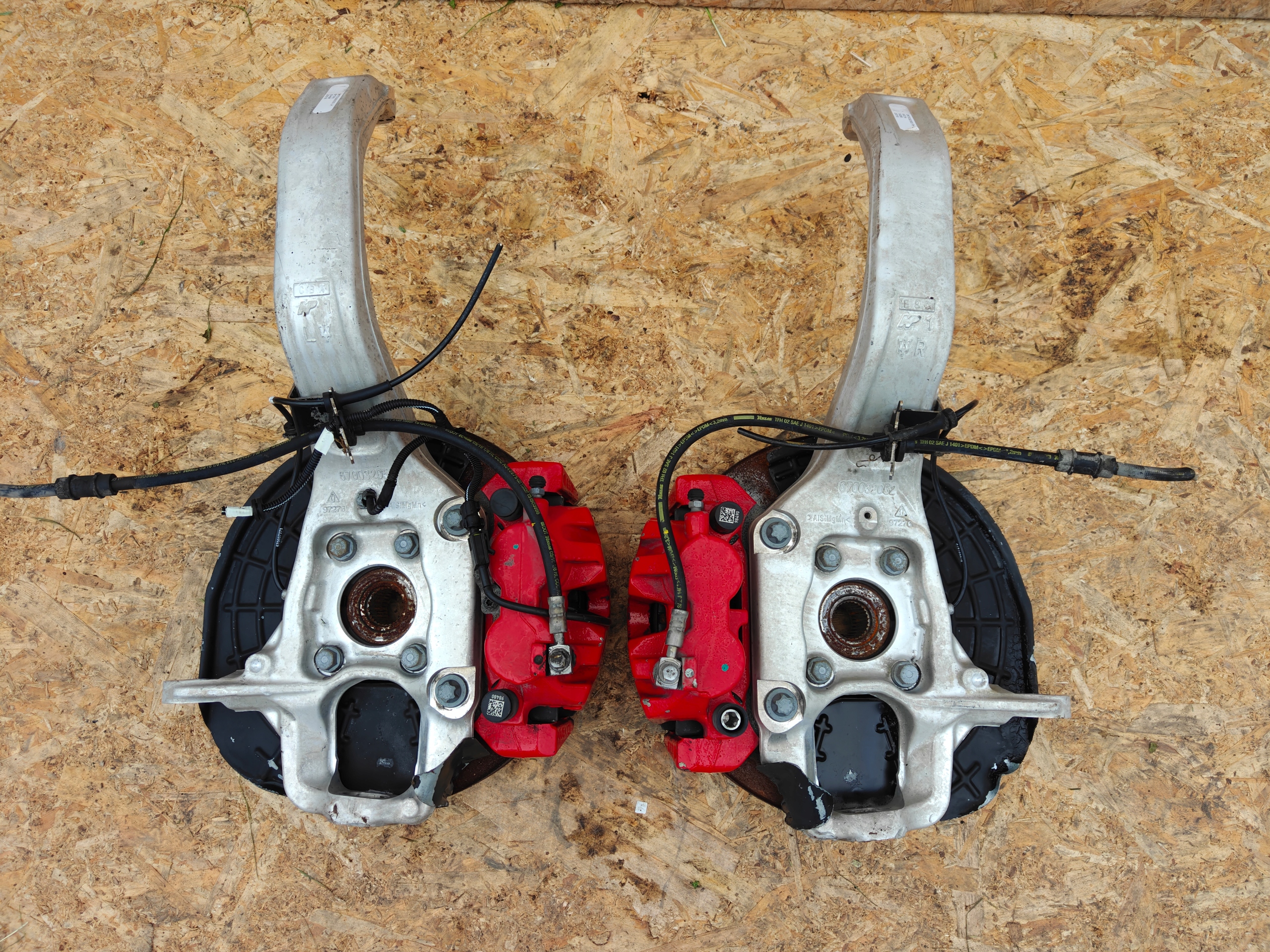 swing right front MASERATI LEVANTE M161 670032052