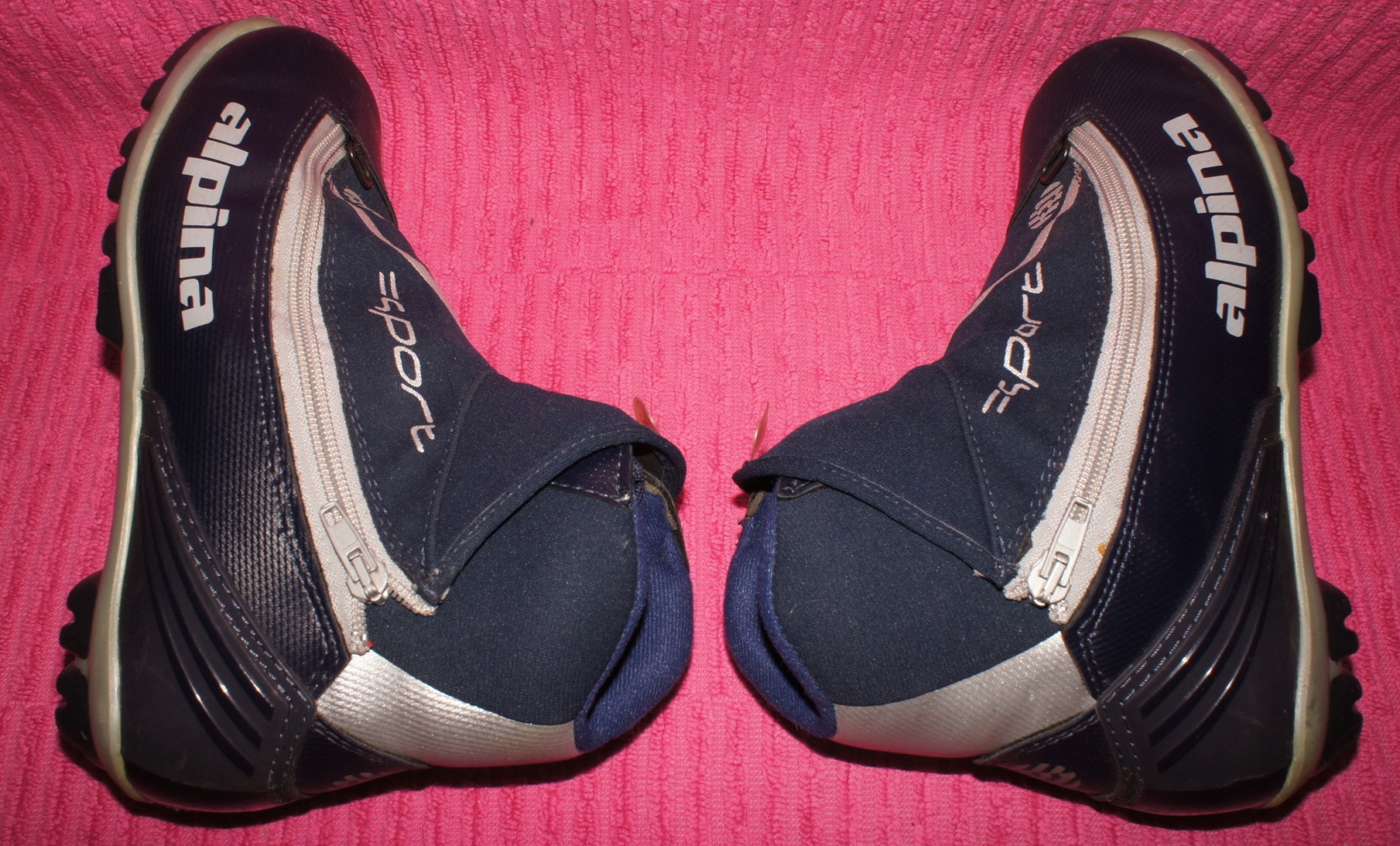 ALPINA st11 - BUTY NARCIARSKIE BIEGOWE 38; 240mm Kolor dominujący odcienie niebieskiego