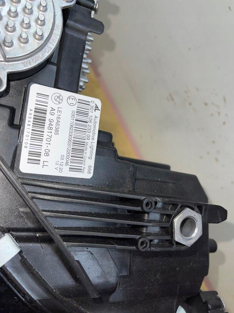 BMW 3 G20 G21 LAMPA PRZOD LEWA BMW LED KOMPLETNA Wersja Europejska