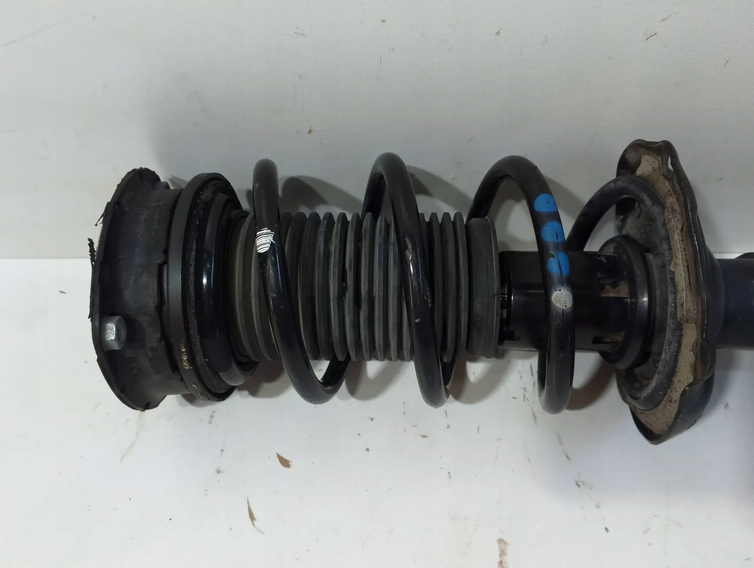 Audi A3 S3 8V shock absorber front 5Q0413028DB (F146)