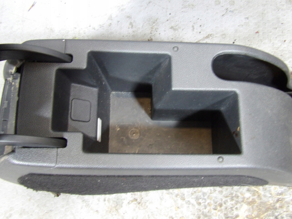 SKODA SUPERB II LIFT TUNEL central