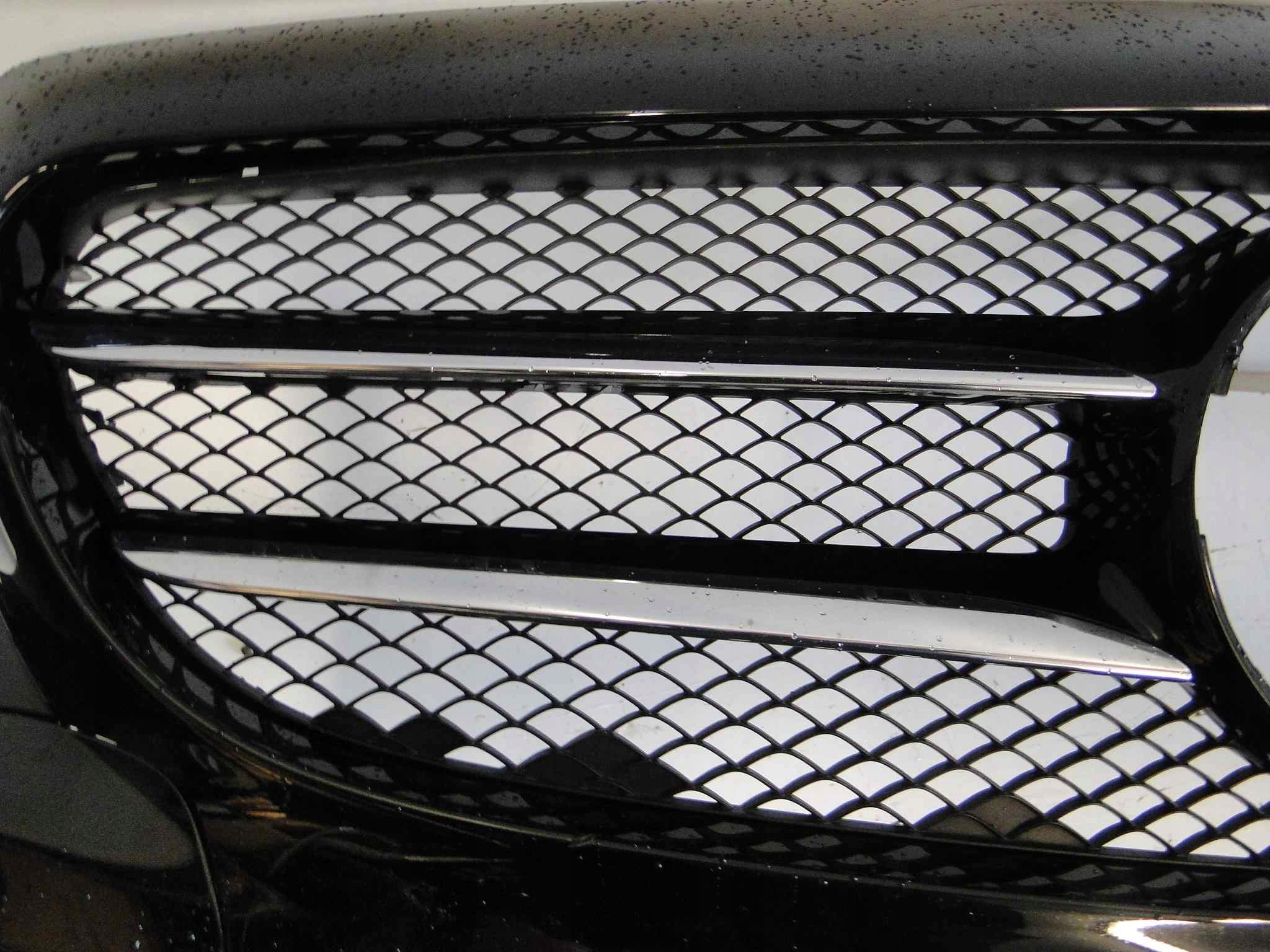 MERCEDES C KLASA W205 205 GRILL ATRAPA AMG AVANT Kolor czarny