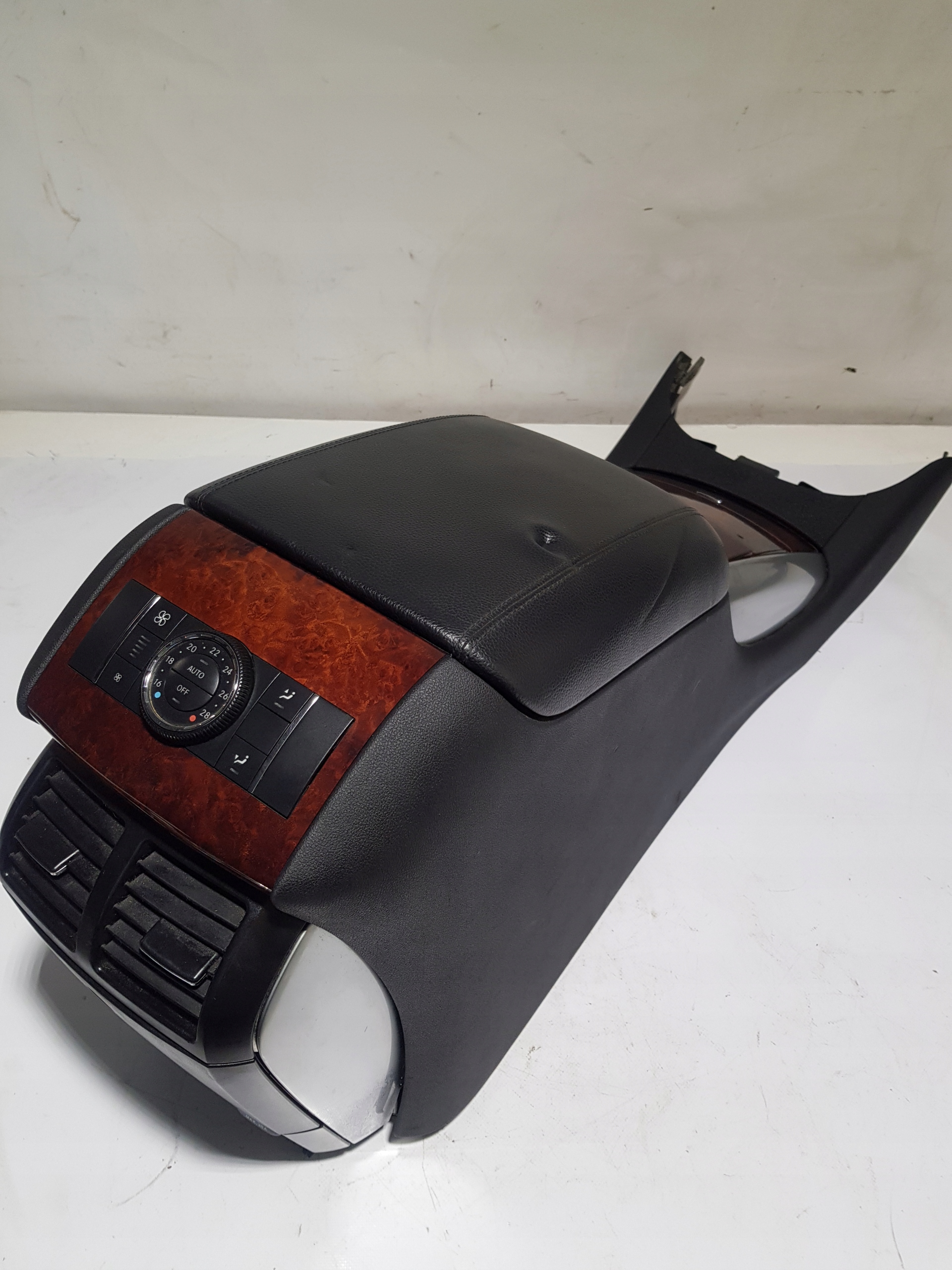 armrest MERCEDES W251 TUNEL