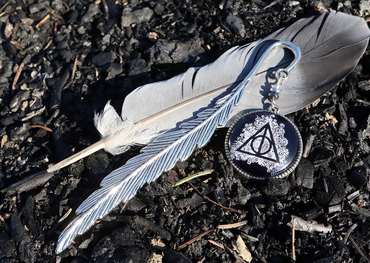 ZAKŁADKA DO KSIĄŻKI HARRY POTTER INSYGNIA ŚMIERCI Marka Kolczykarnia