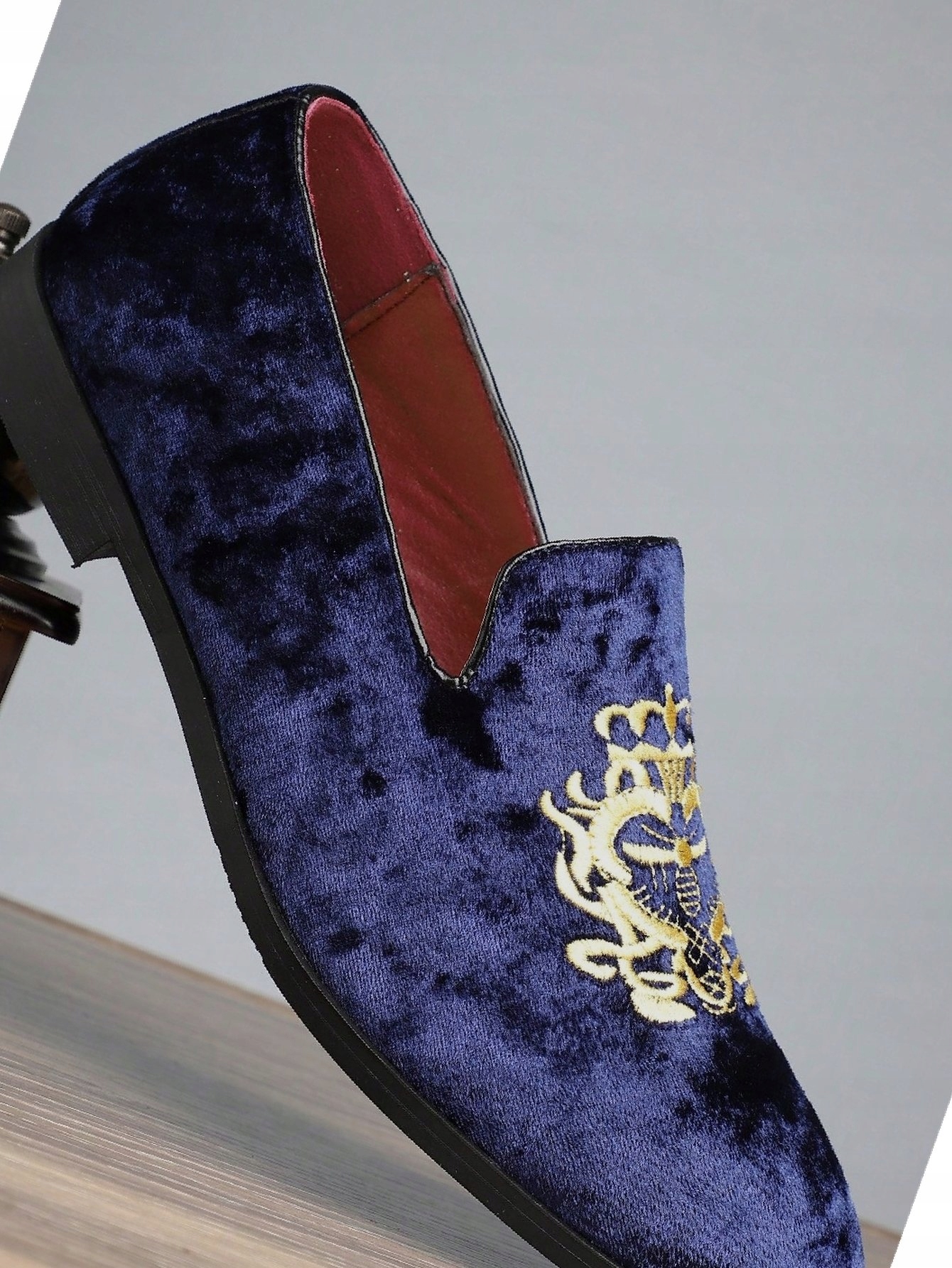 Granátové Velurové Vyšívané Výstupní Sametové Loafersy 45