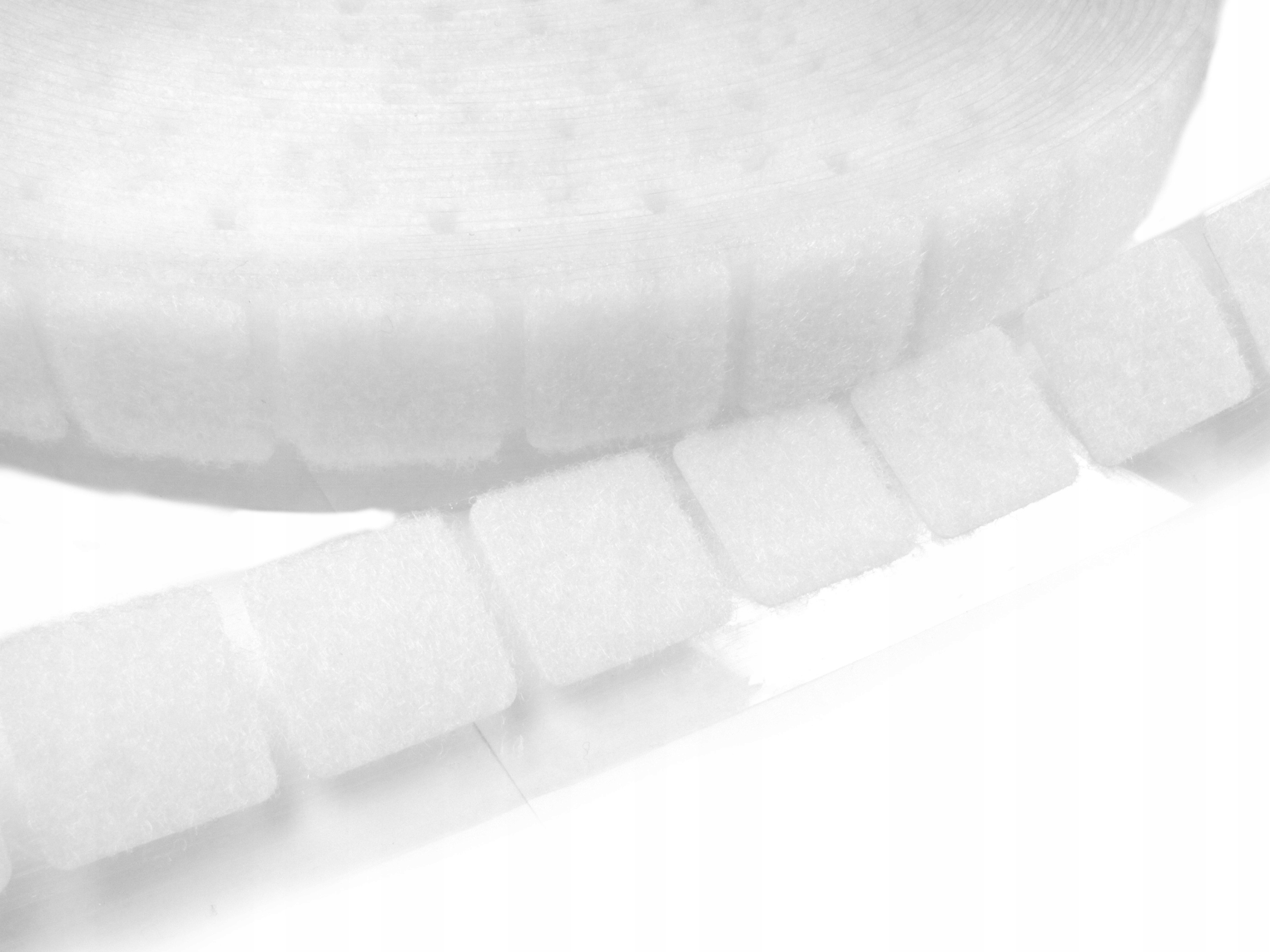 Suchý Zip Samolepicí Čtverce 25mm 200ks Komplet