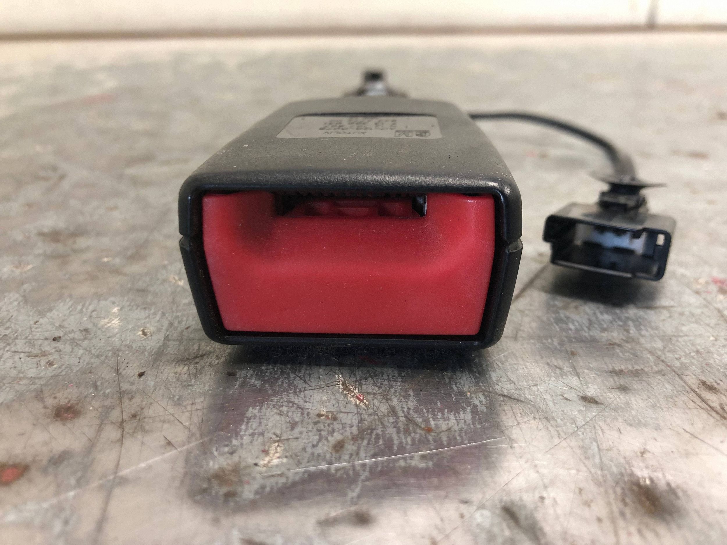 gurtschloss rechts vorne OPEL ASTRA J 13367897