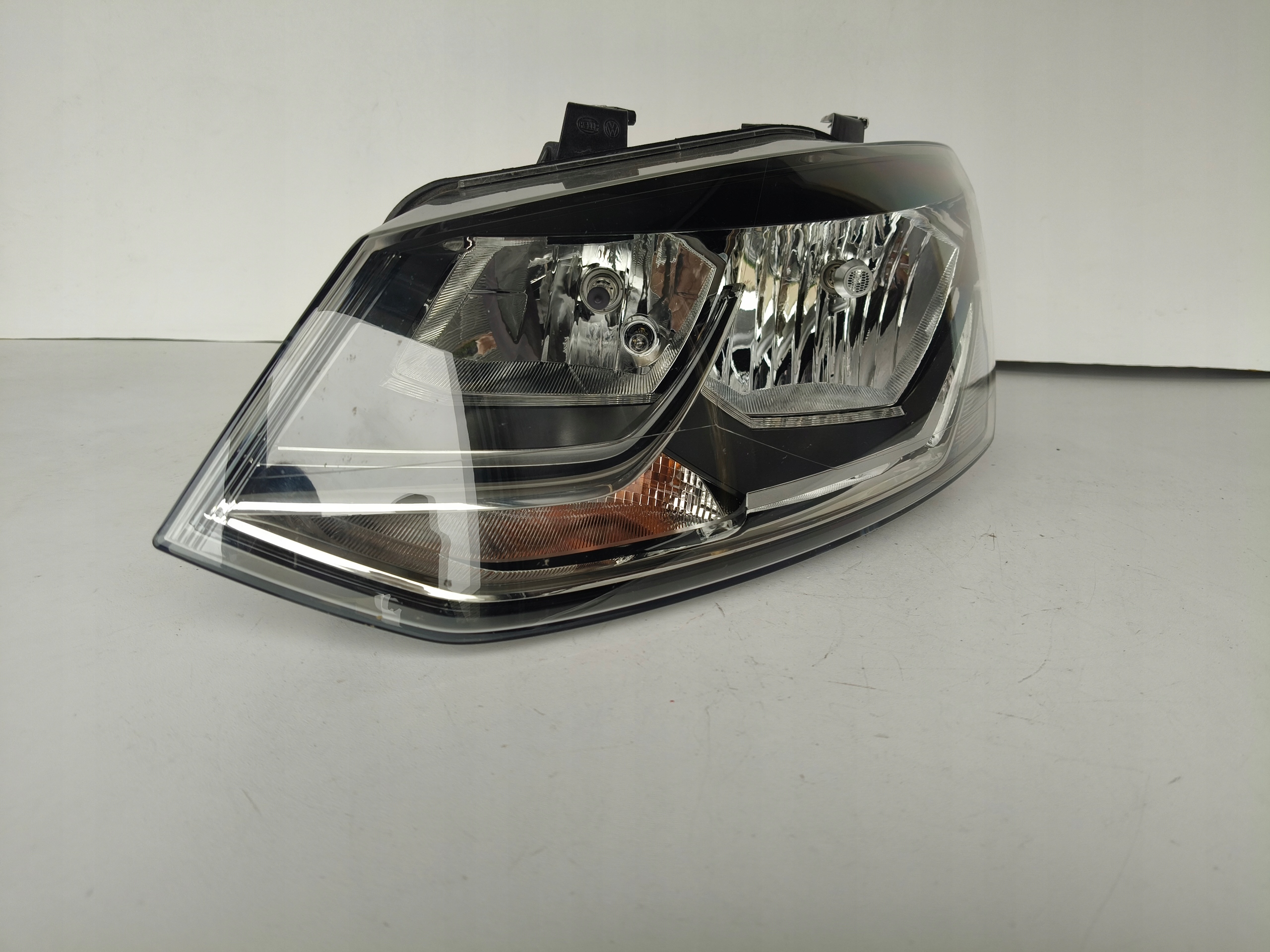ФАРА ЛЕВА ФАРА VW POLO 6Cc0 14-17 РЕСТАЙЛИНГ