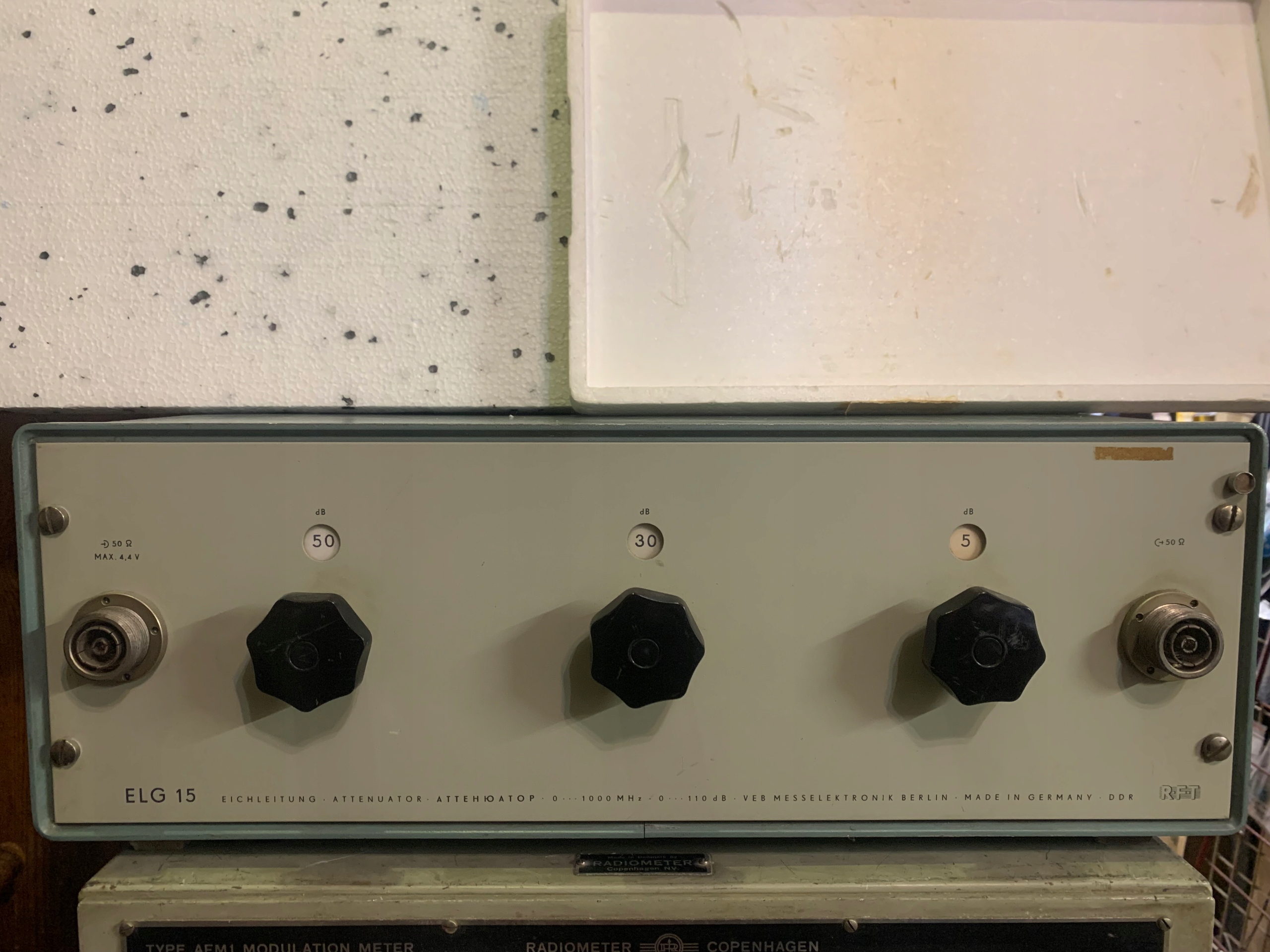 Tłumik W.cz ELG 15/VEB MESSELELEKTRONIK