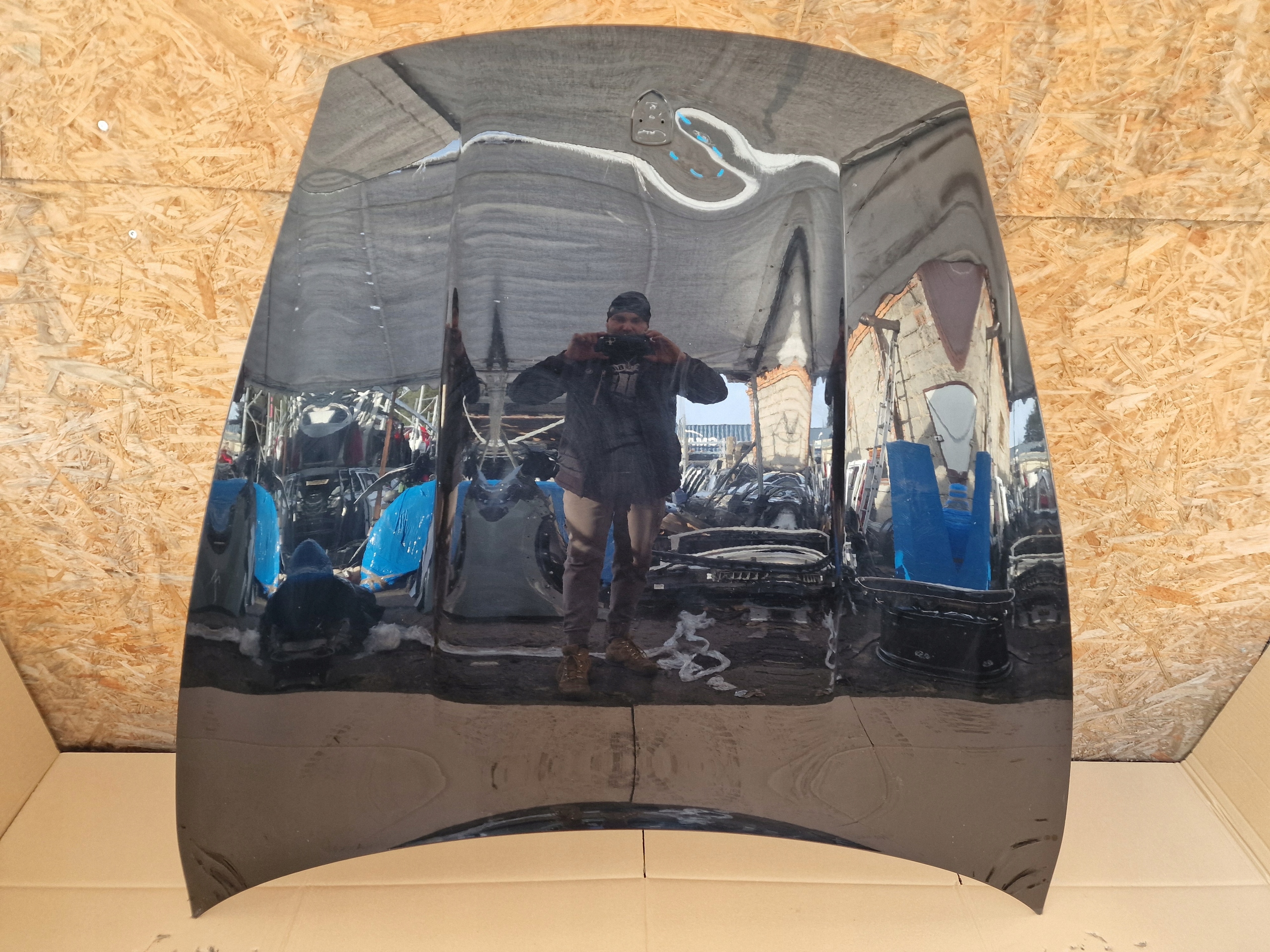 PORSCHE TAYCAN MASKA 9J1